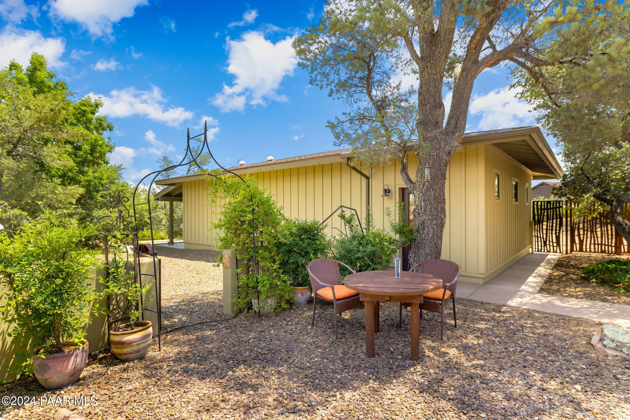 1876 N Peaceful Mesa Drive