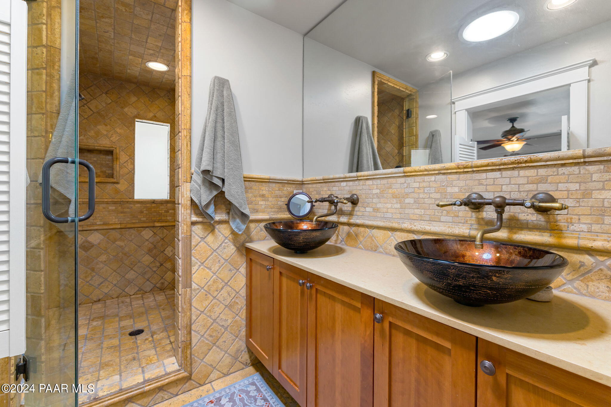 1876 N Peaceful Mesa Drive