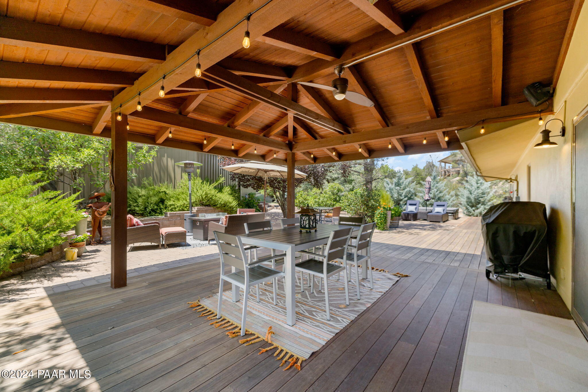 1876 N Peaceful Mesa Drive