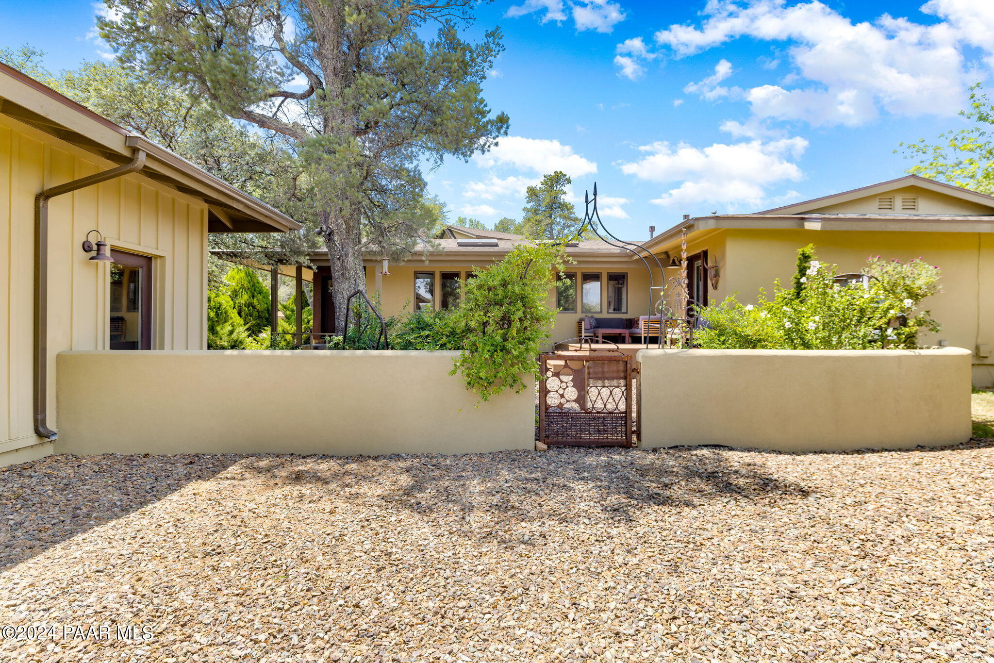 1876 N Peaceful Mesa Drive