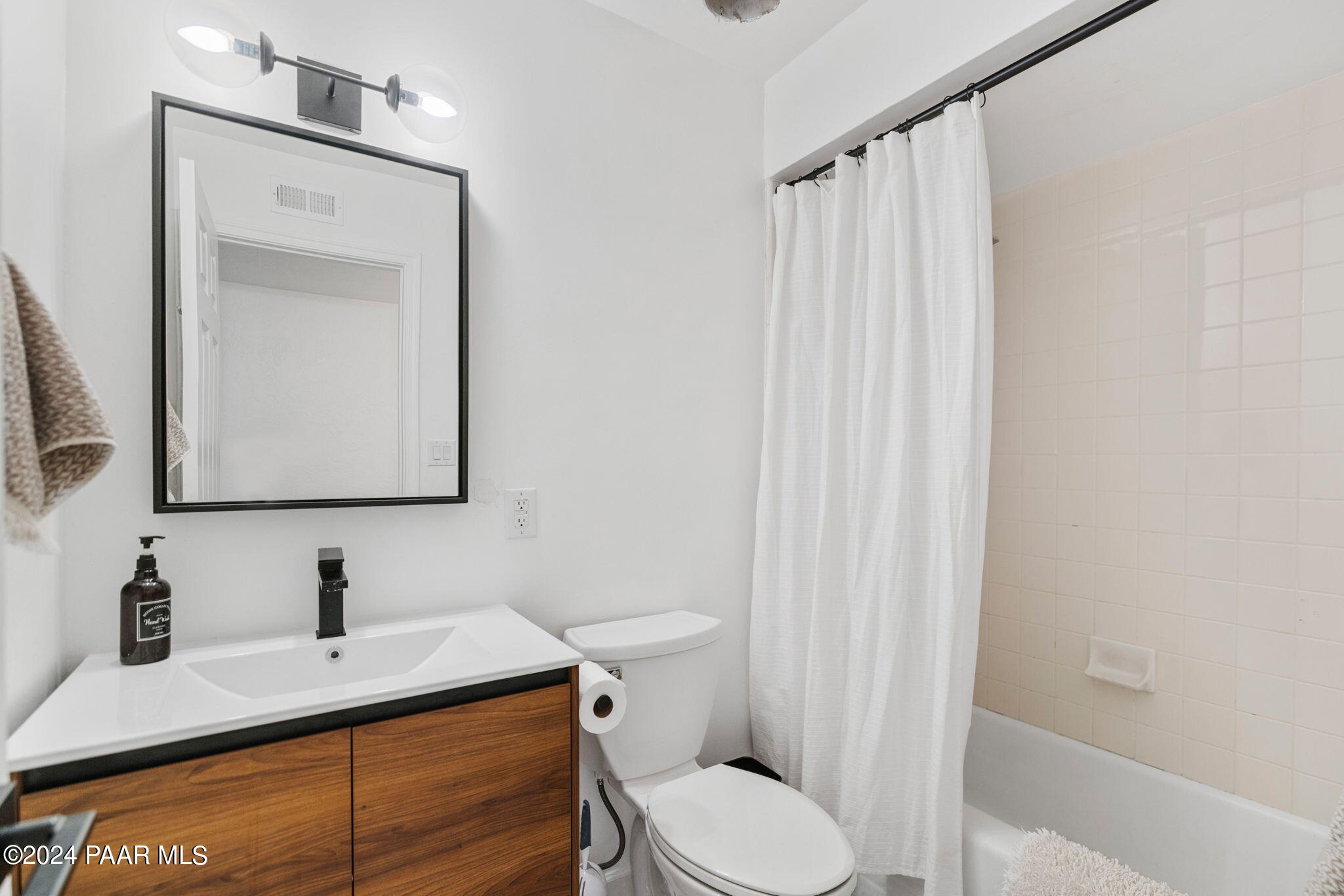 1804 Meadowbrook Road