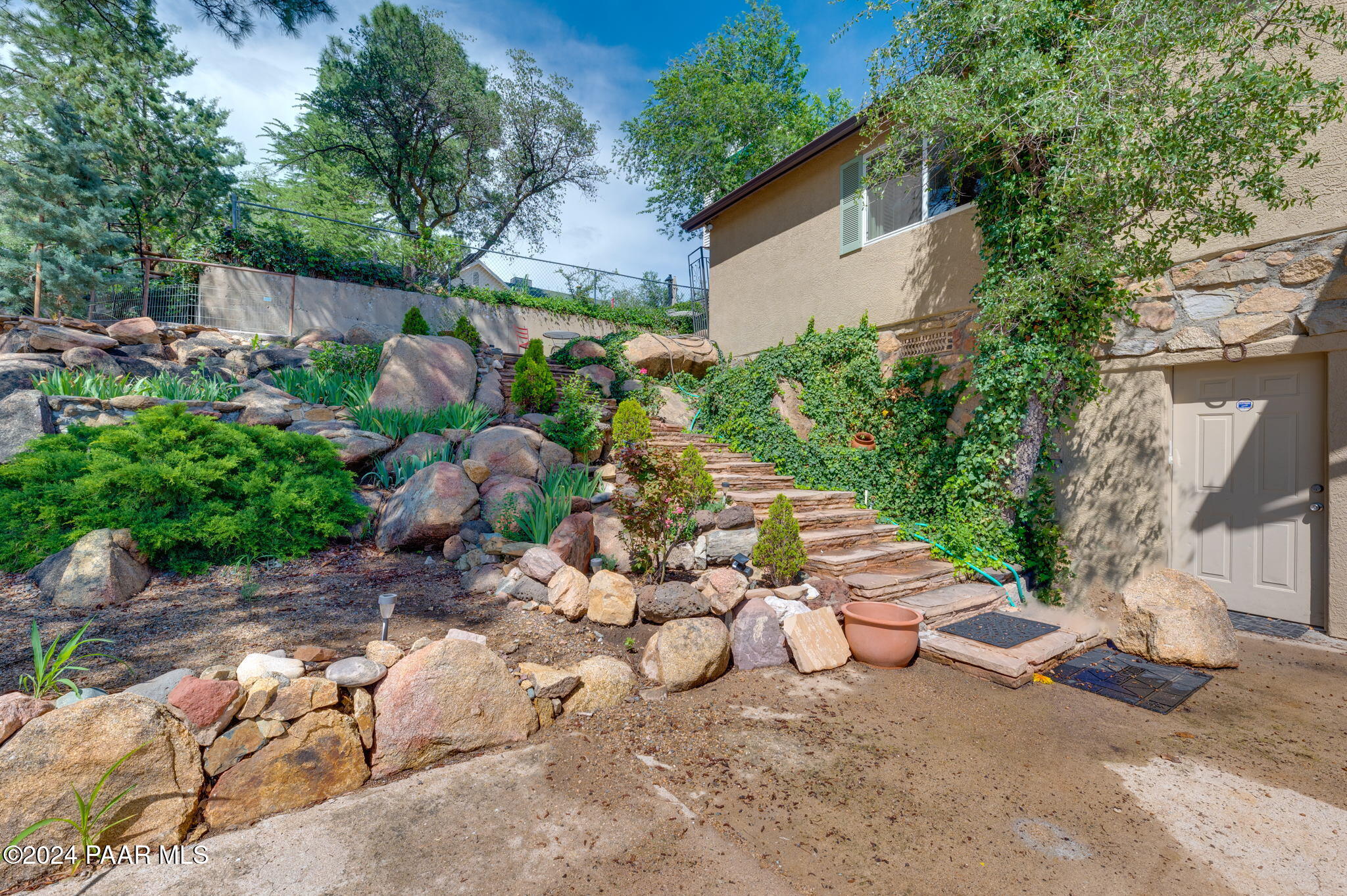 433 Perry Street