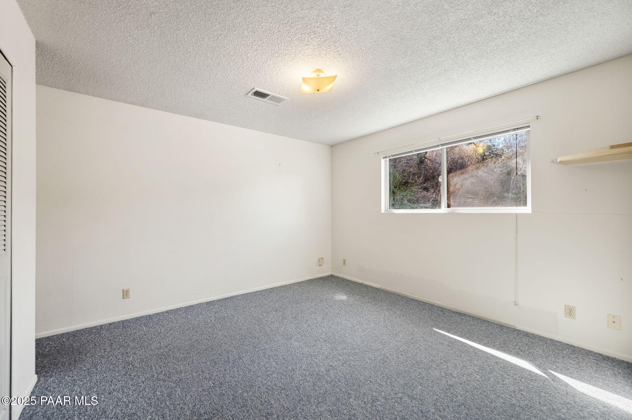 401 Valley Place