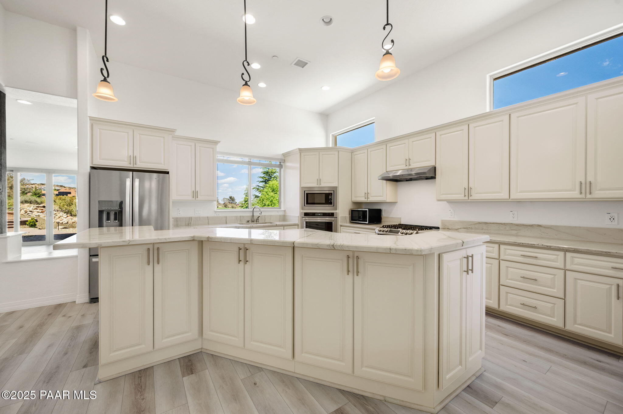 871 Northridge Drive Unit: 6