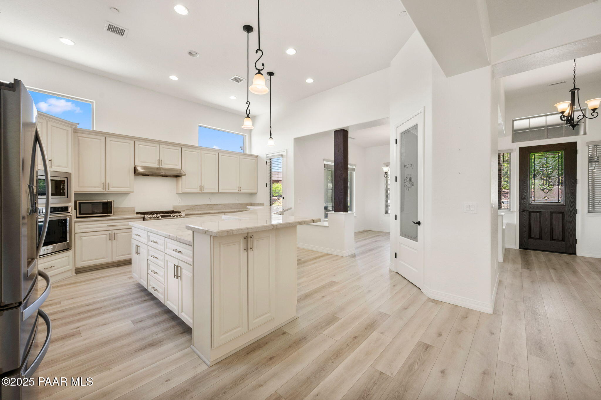 871 Northridge Drive Unit: 6