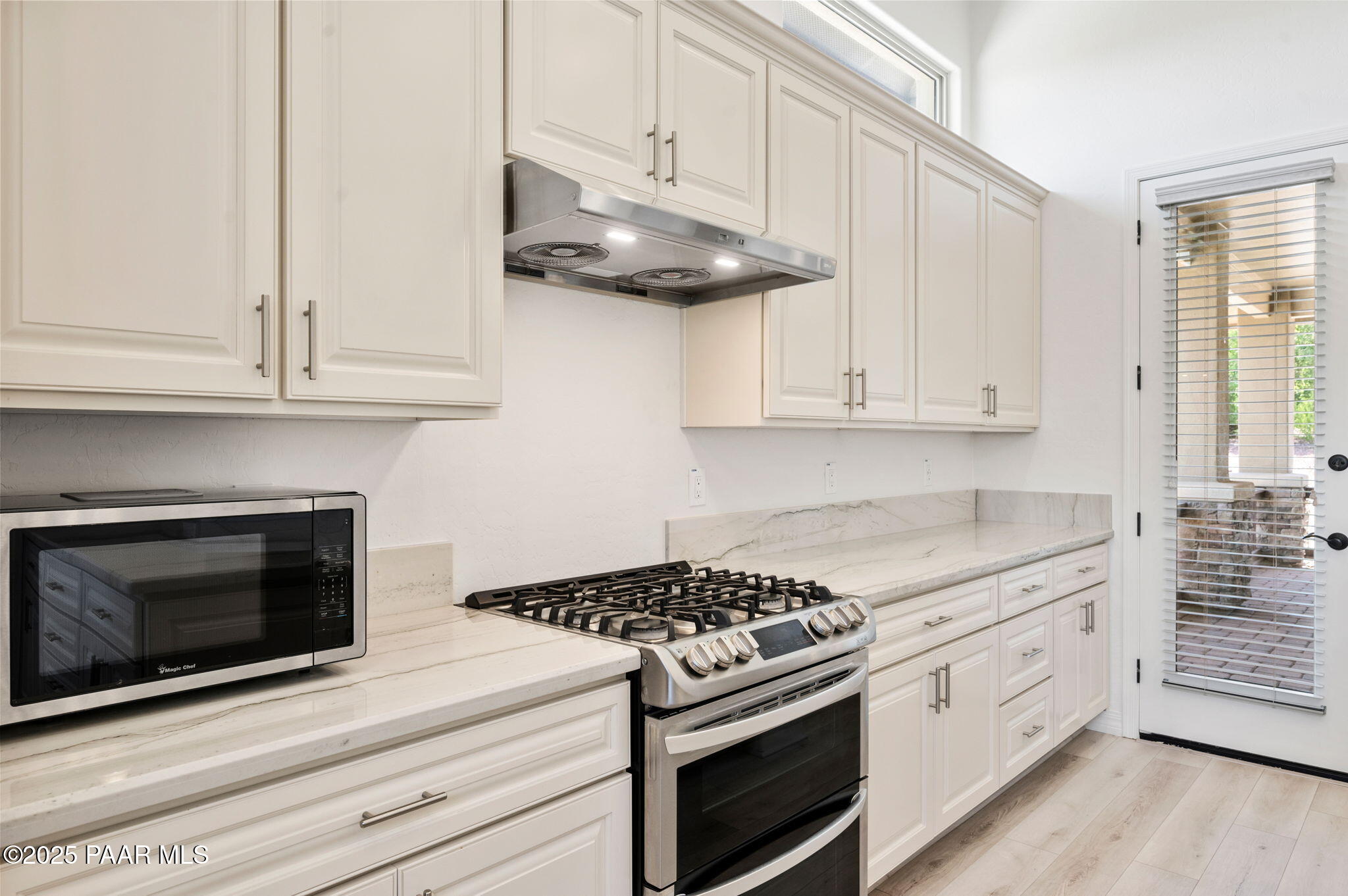 871 Northridge Drive Unit: 6