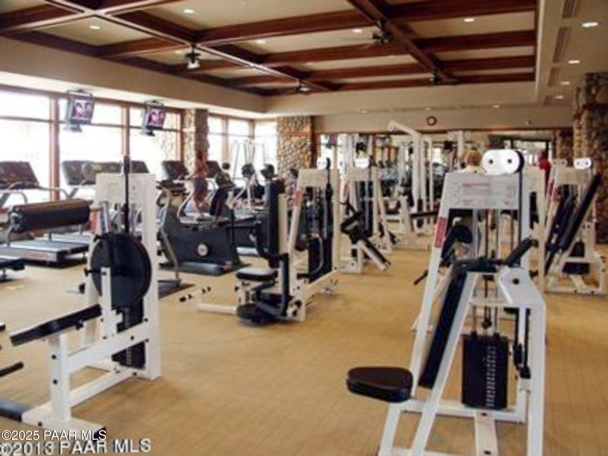 871 Northridge Drive Unit: 6
