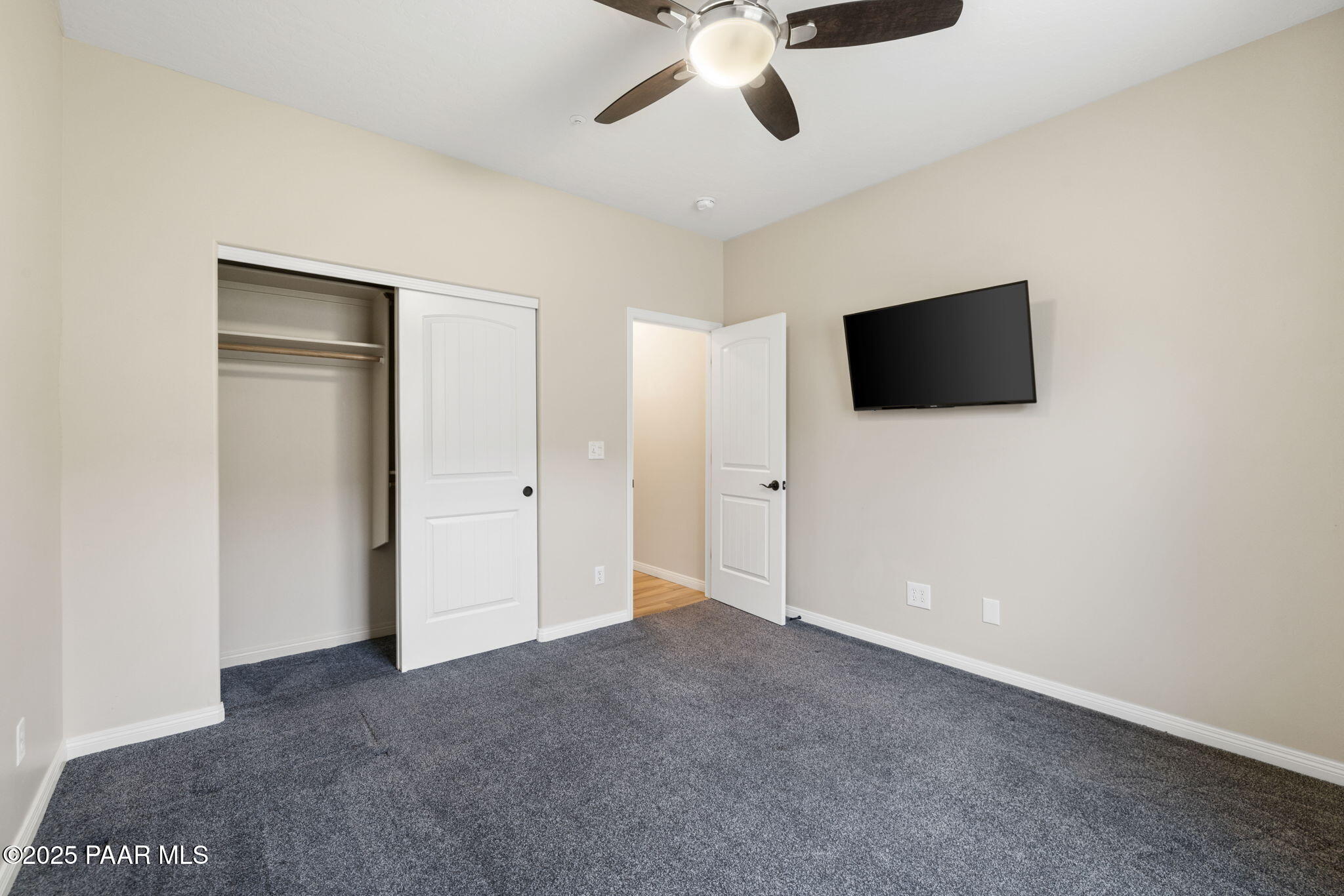 4371 Hornet Drive
