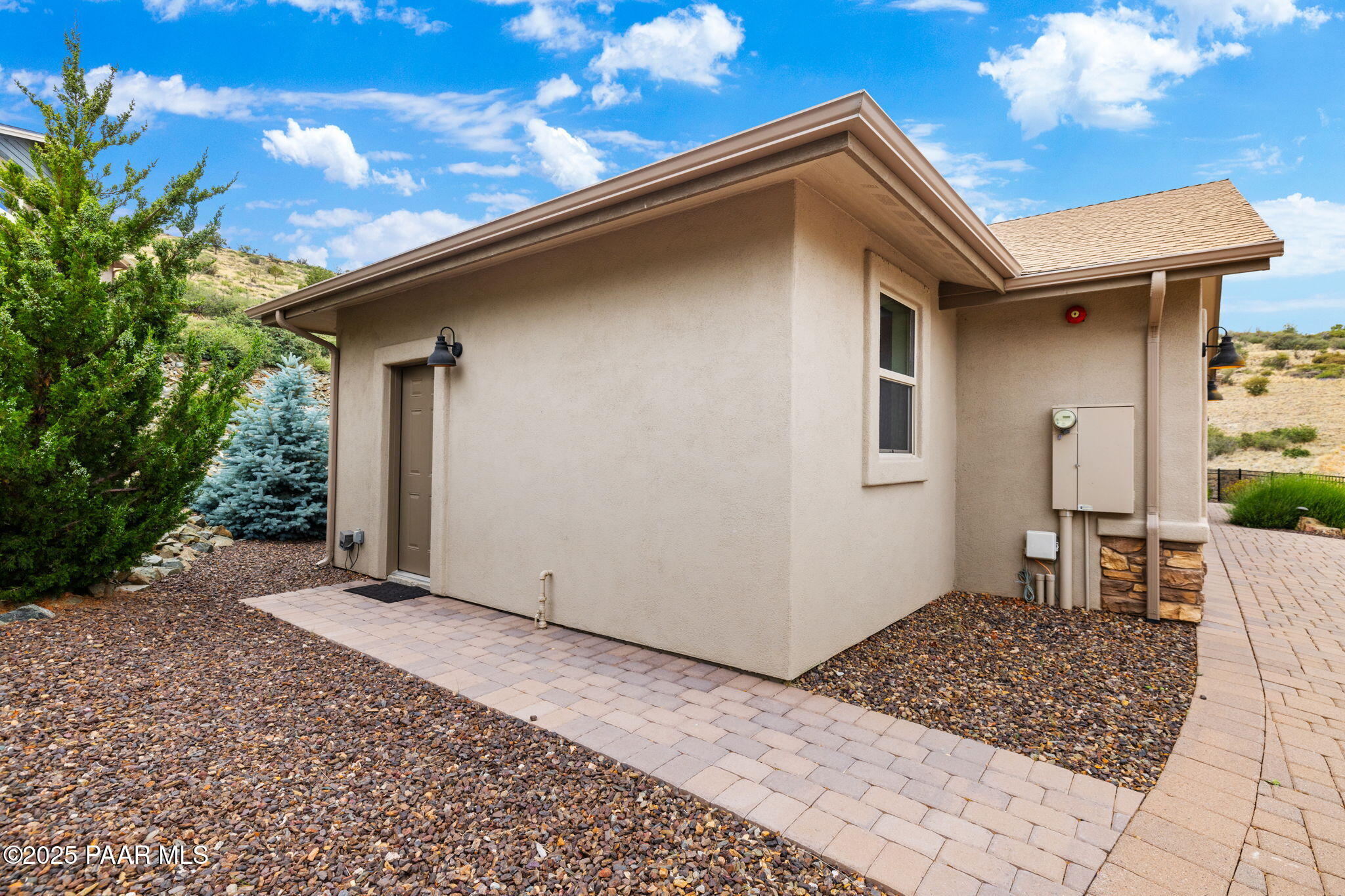 4371 Hornet Drive
