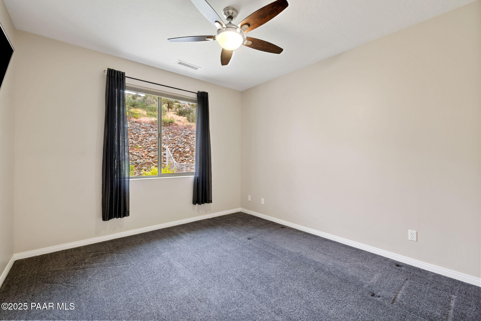 4371 Hornet Drive