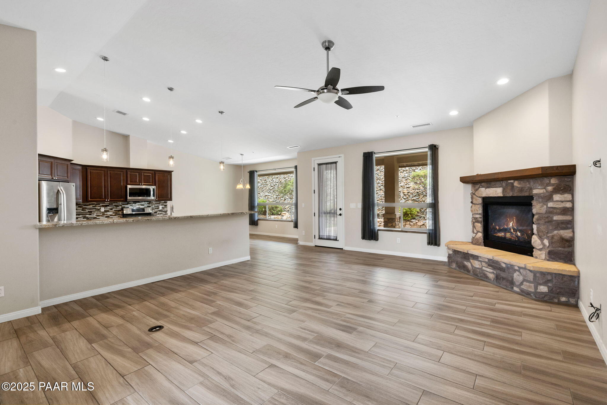 4371 Hornet Drive