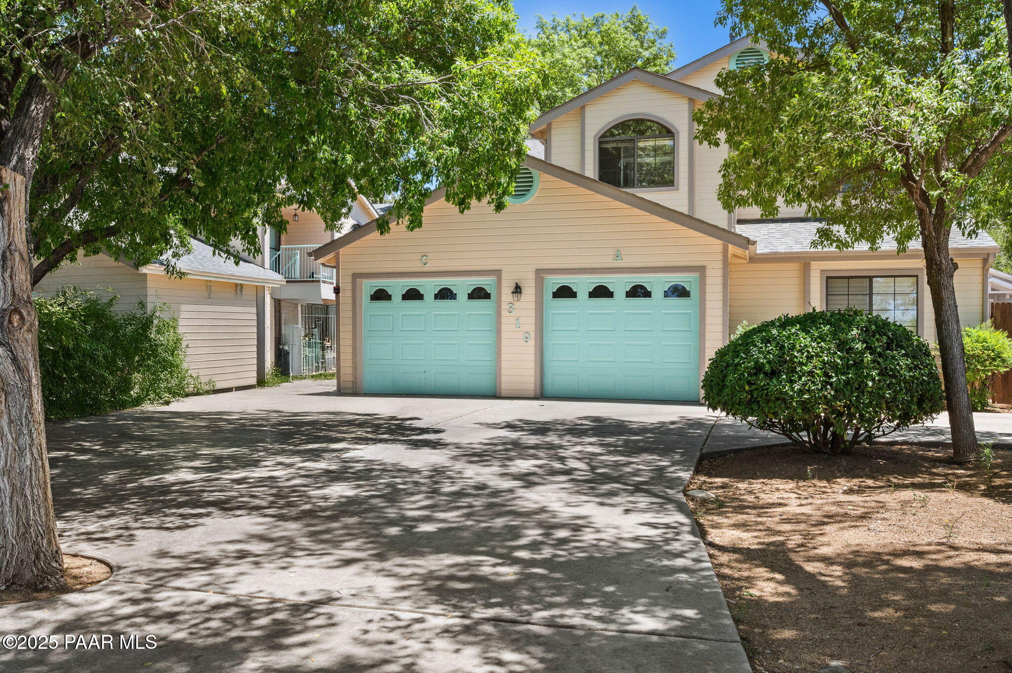 319 S Alarcon Street Unit: 2d
