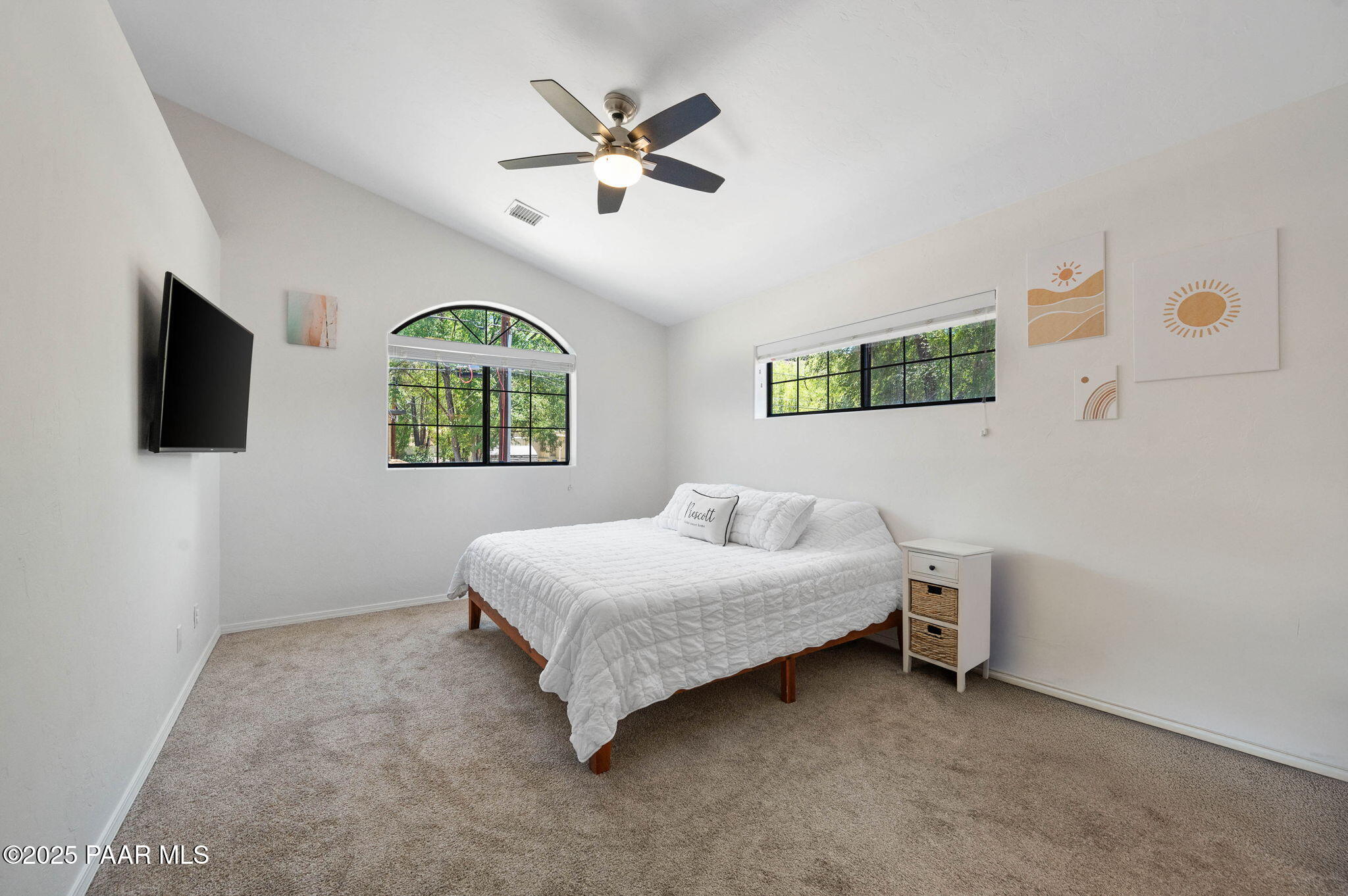 319 S Alarcon Street Unit: 2d