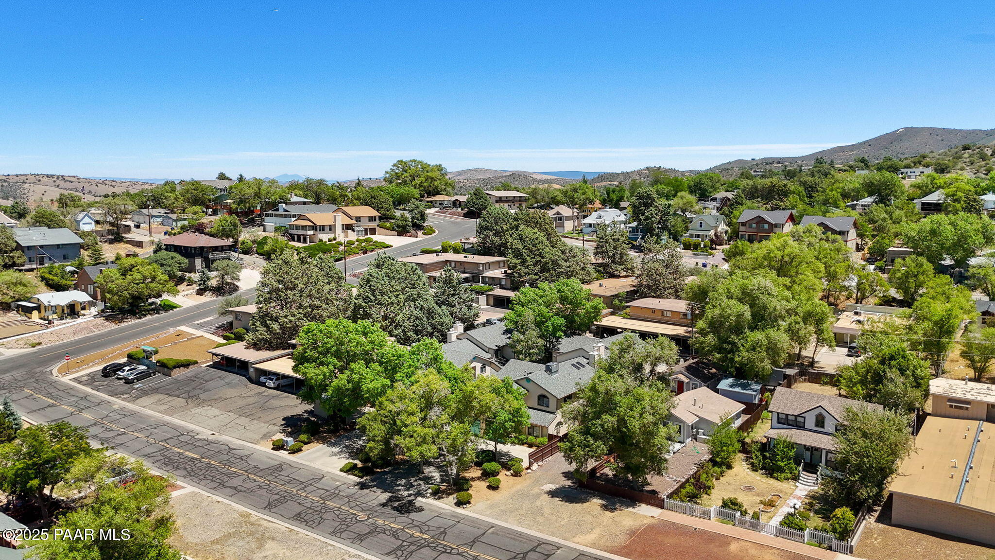 319 S Alarcon Street Unit: 2d