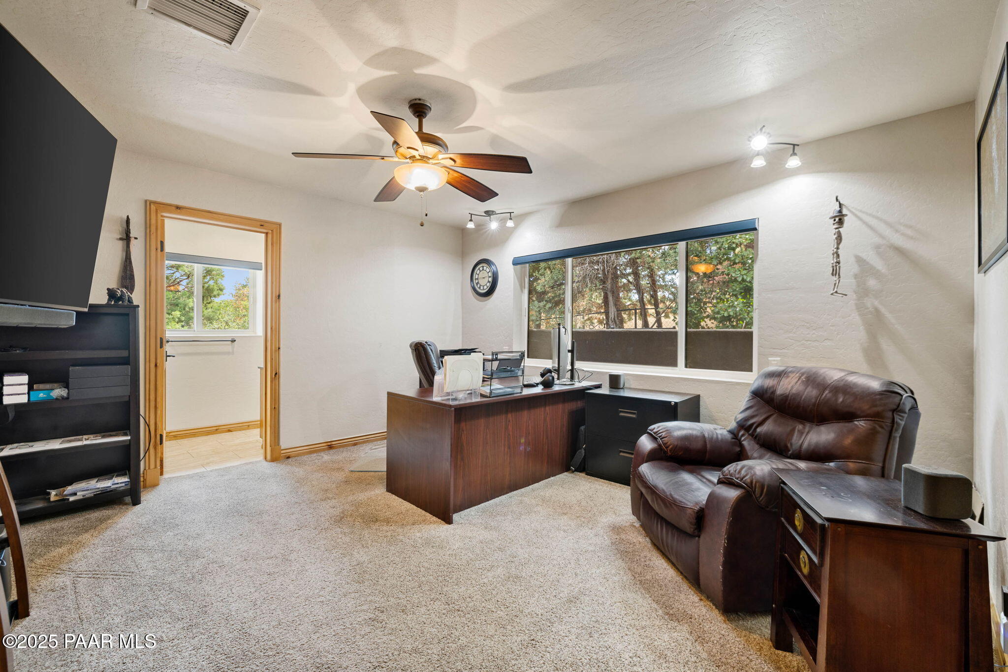 110 S Horizon Circle