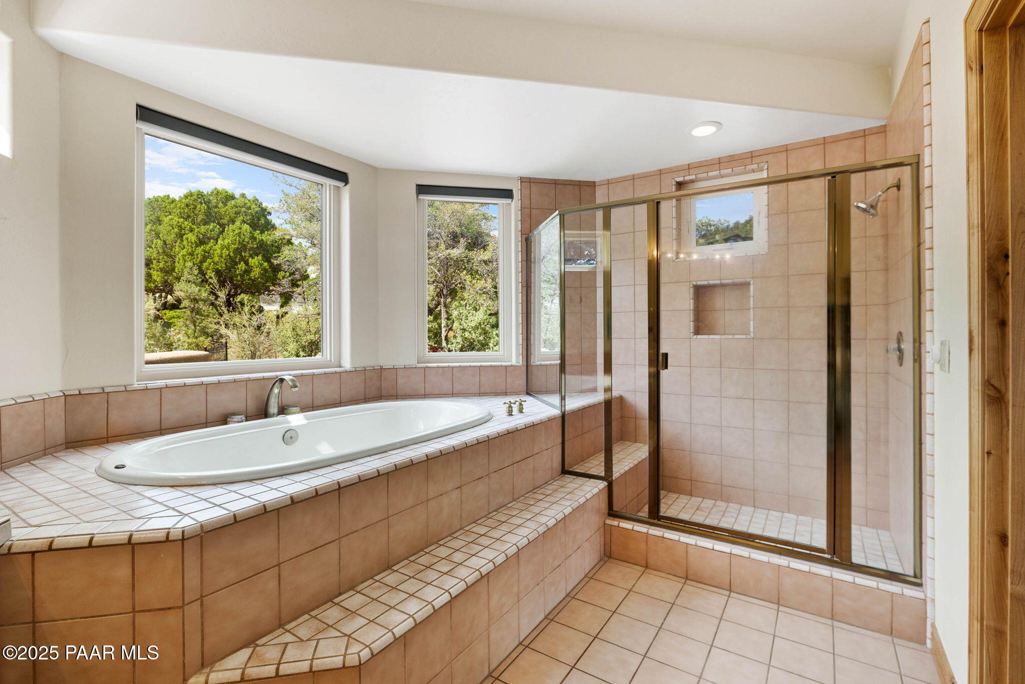 110 S Horizon Circle