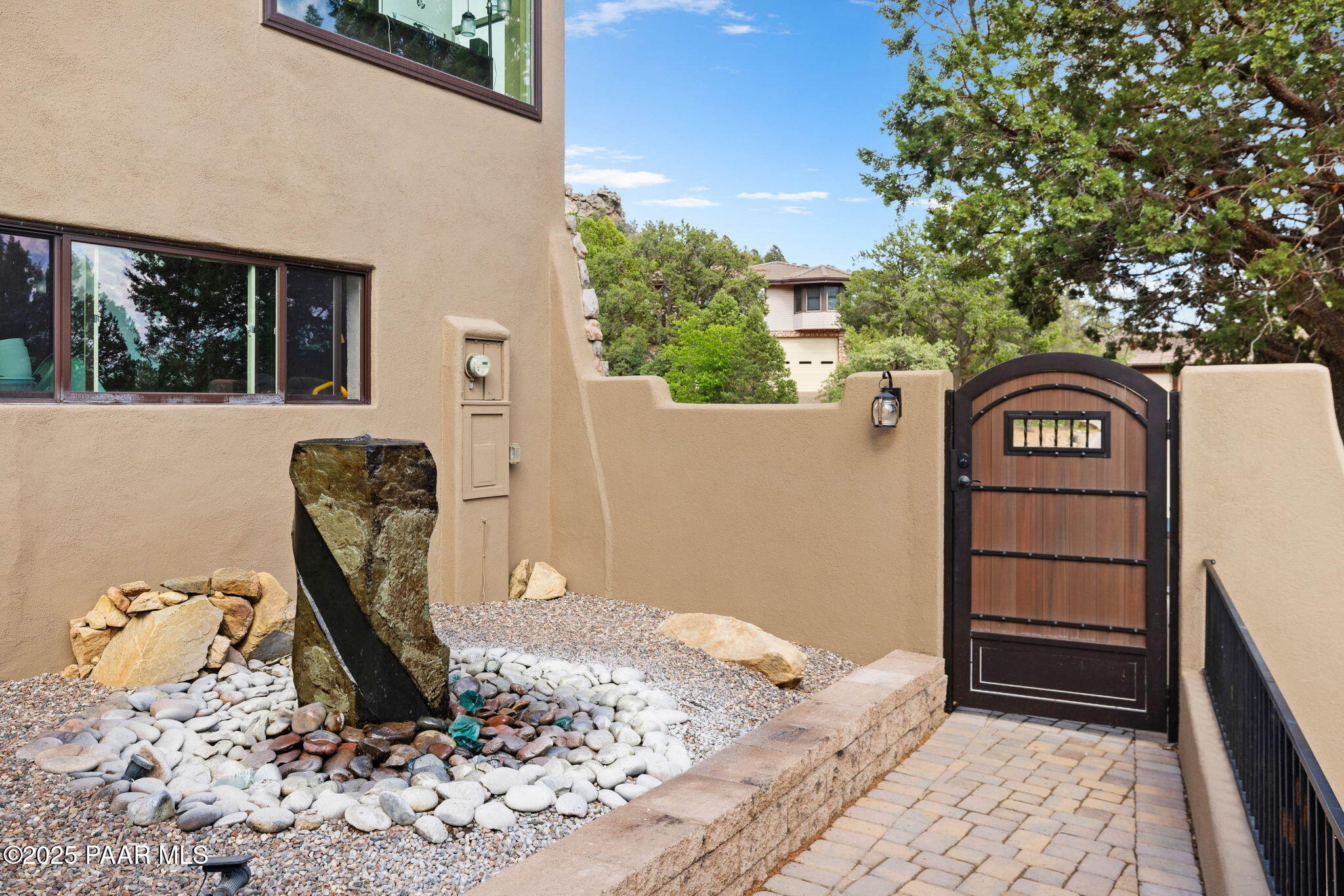 110 S Horizon Circle