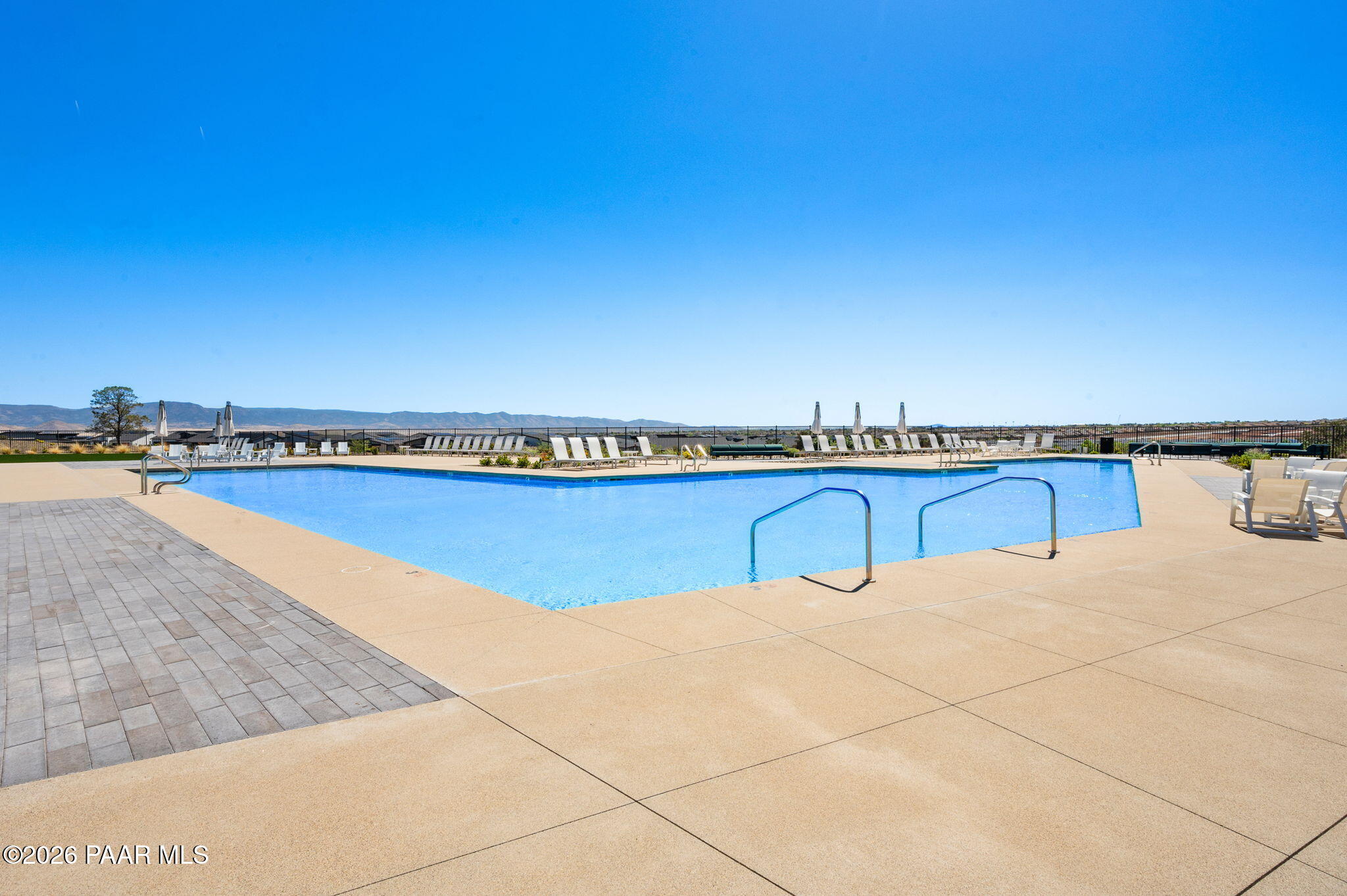 4601 E Cheshire Loop