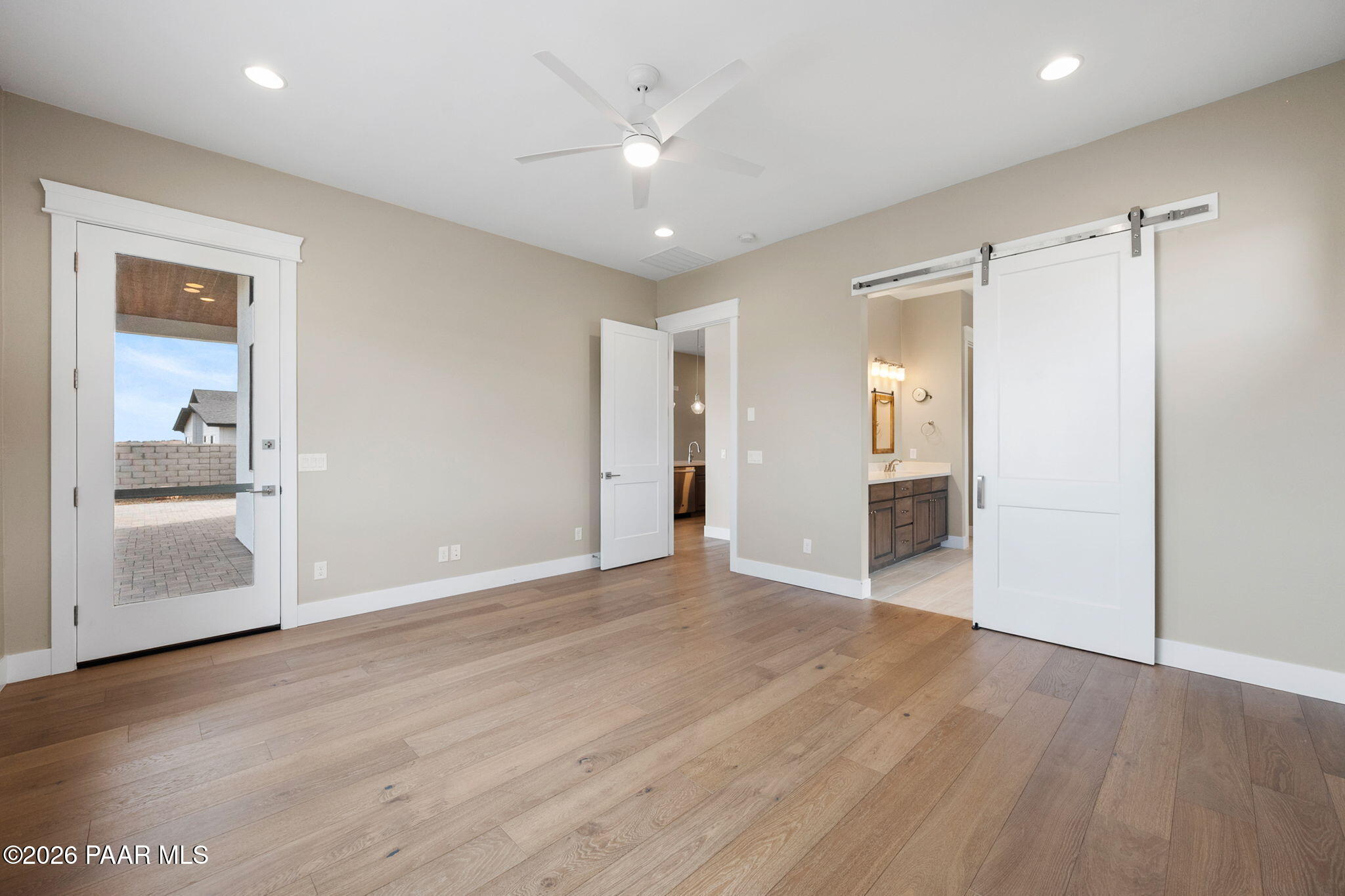 4601 E Cheshire Loop