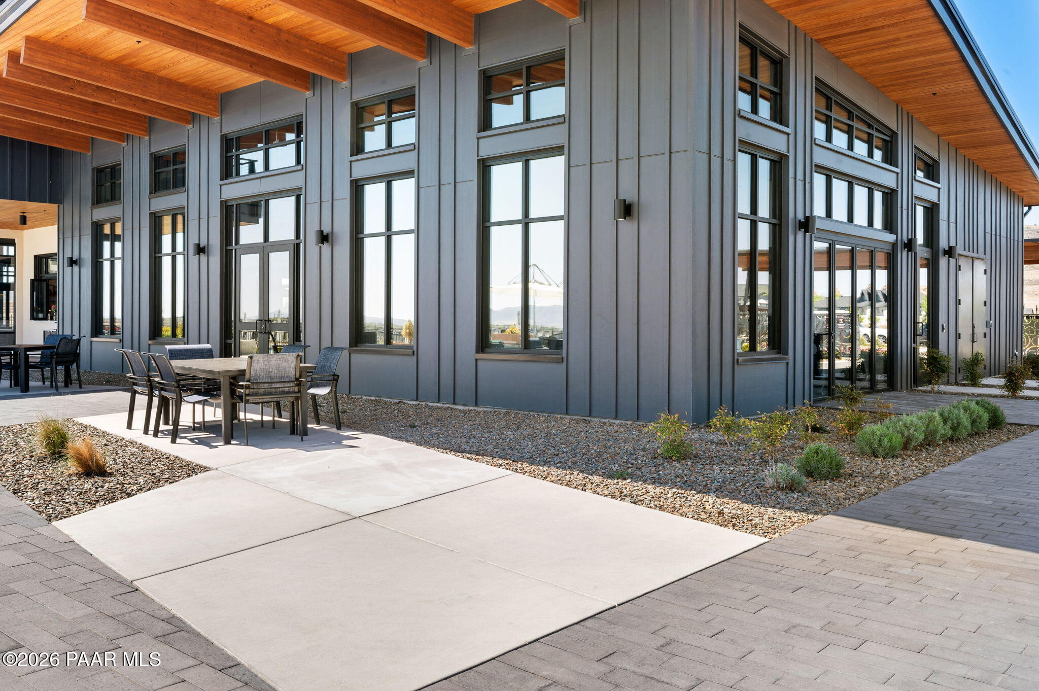 4601 E Cheshire Loop