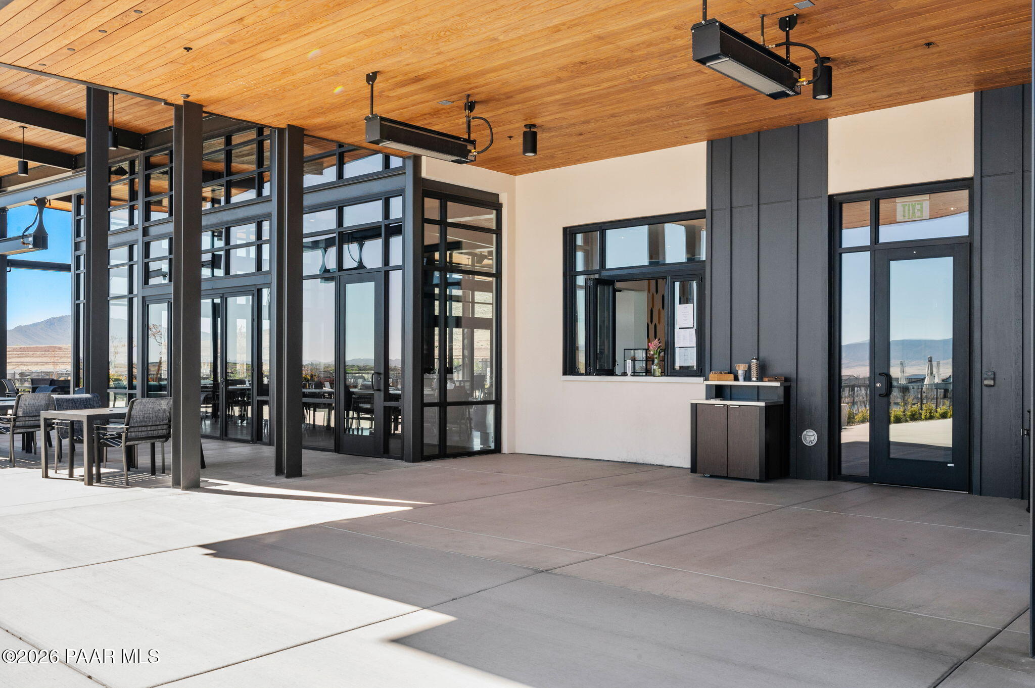 4601 E Cheshire Loop