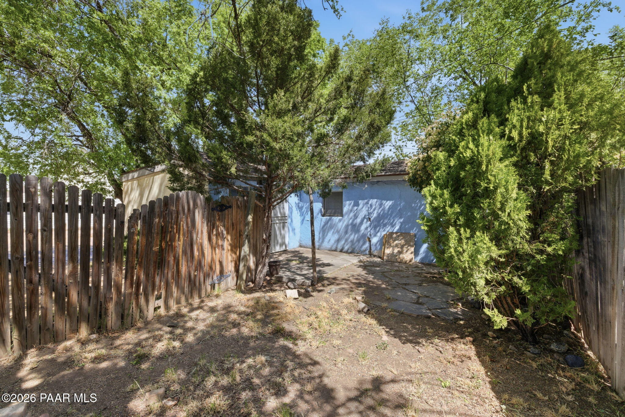 134 N Alarcon Street