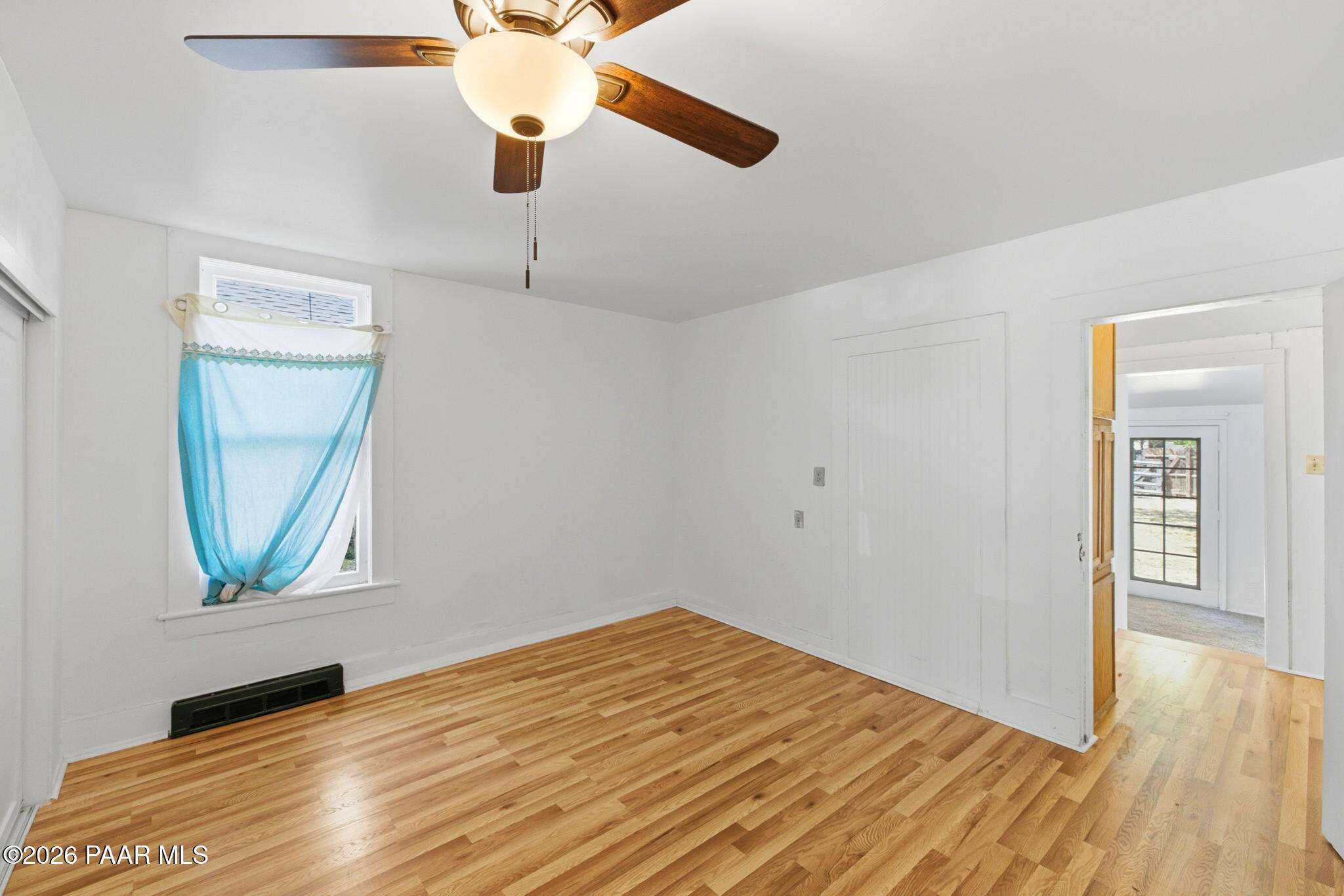 134 N Alarcon Street