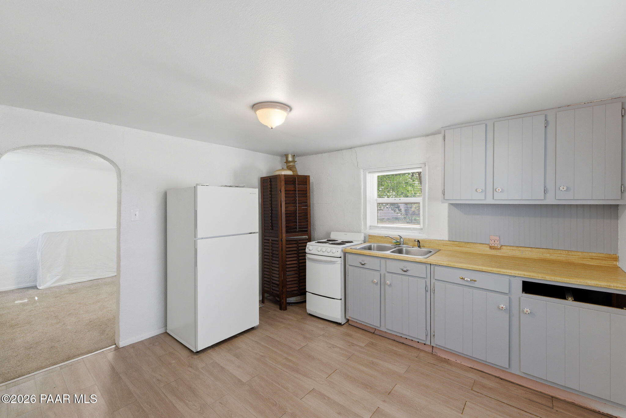 134 N Alarcon Street