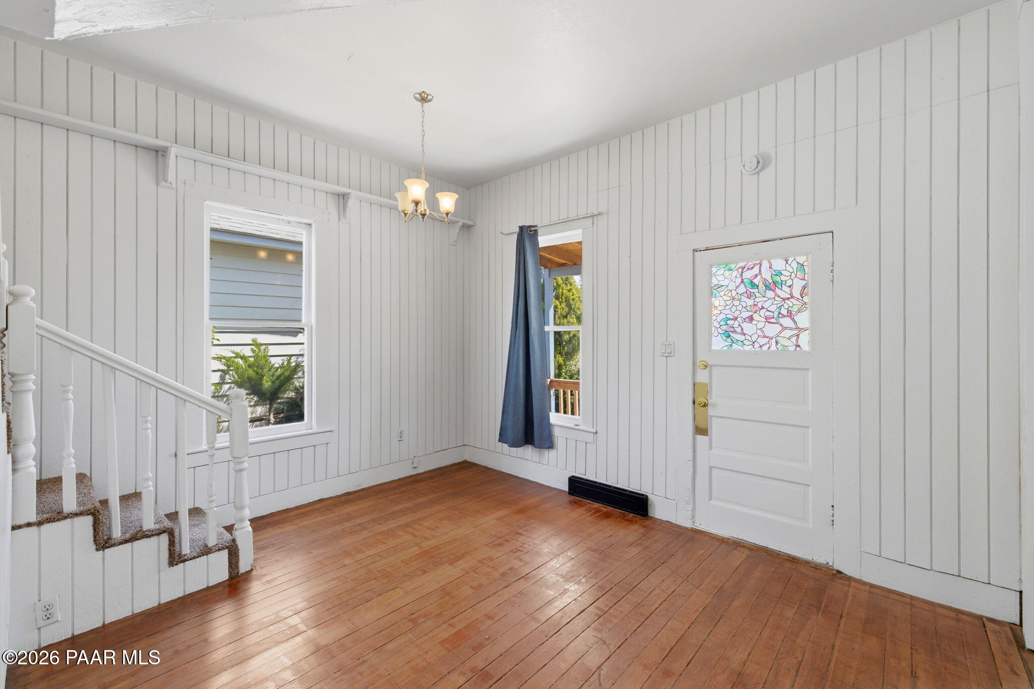 134 N Alarcon Street