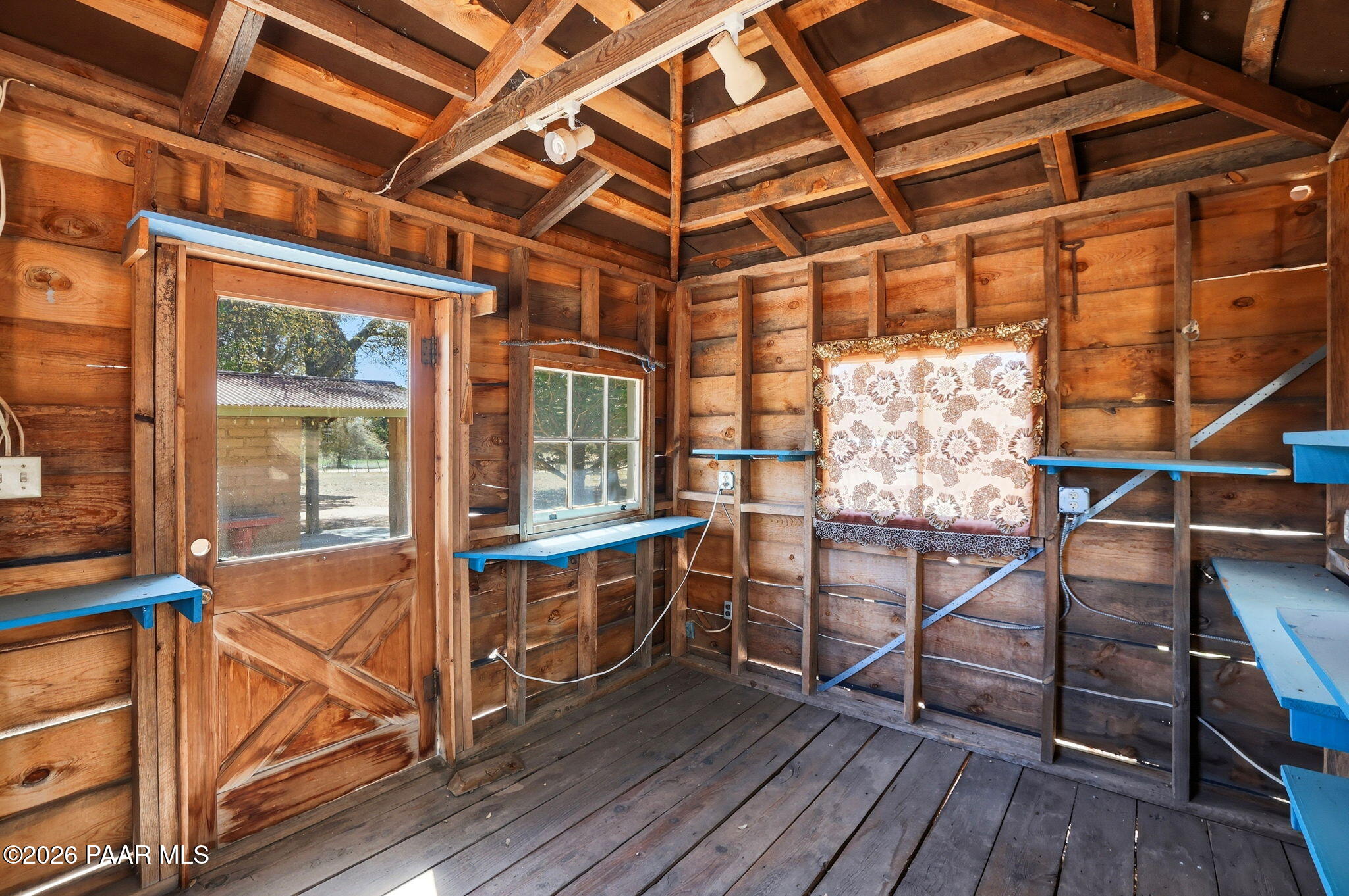 10800 W Tough Country Trail