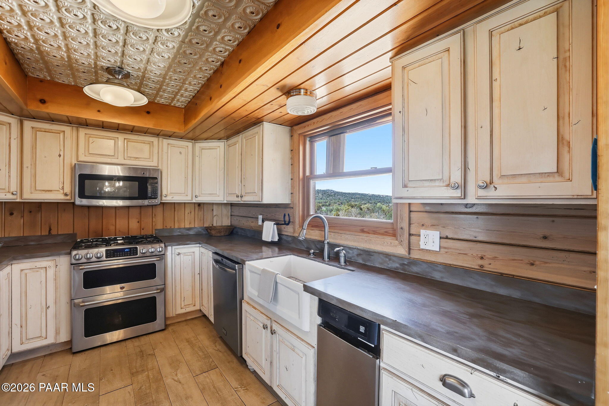 10800 W Tough Country Trail