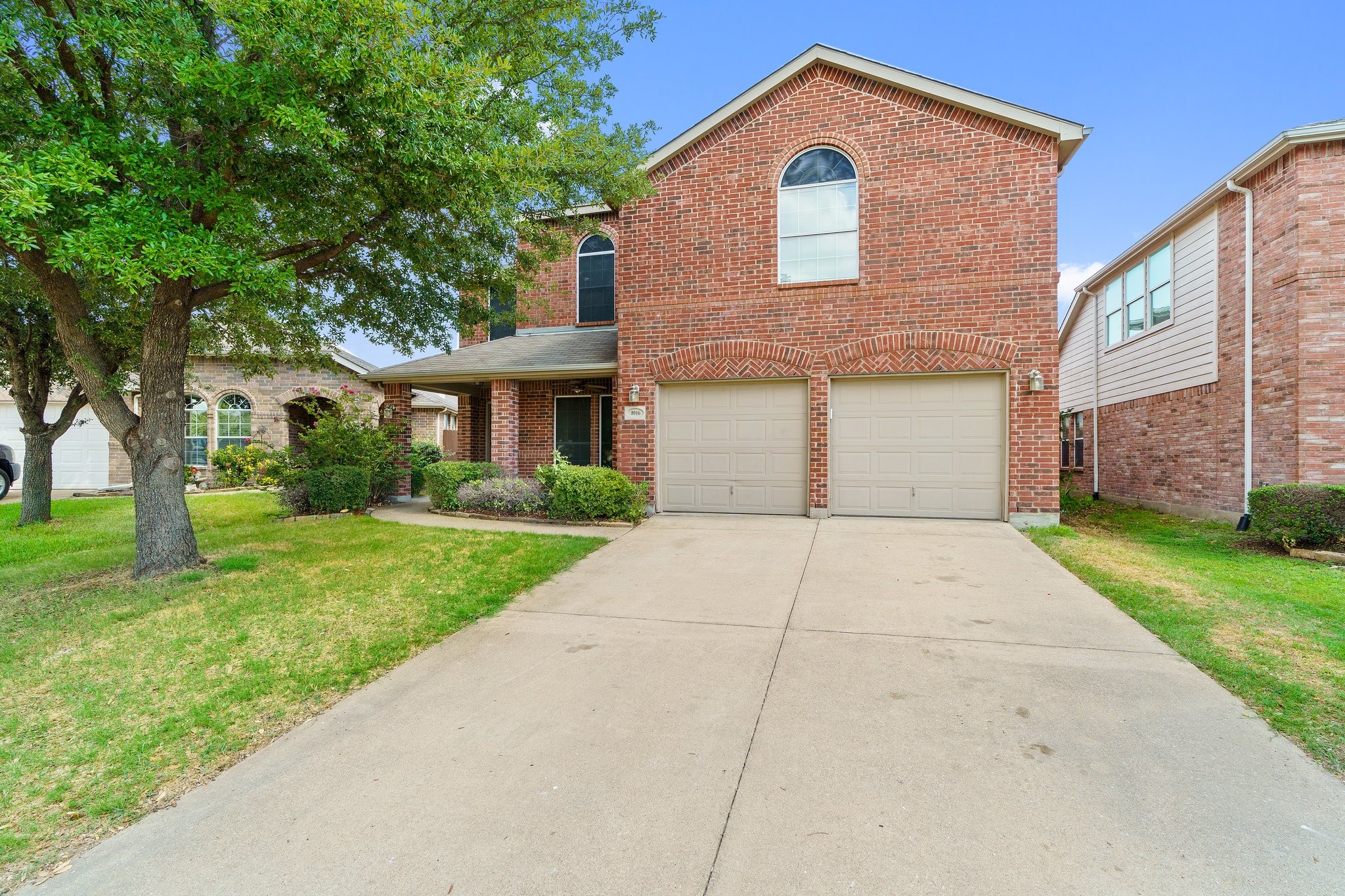 1016 Valera Road