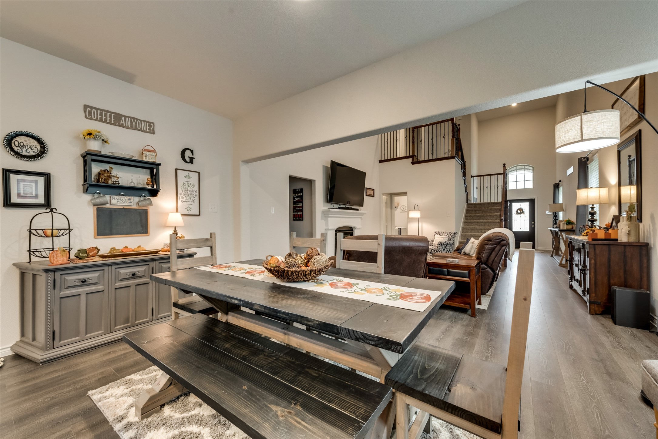 18117 Lakefront Court