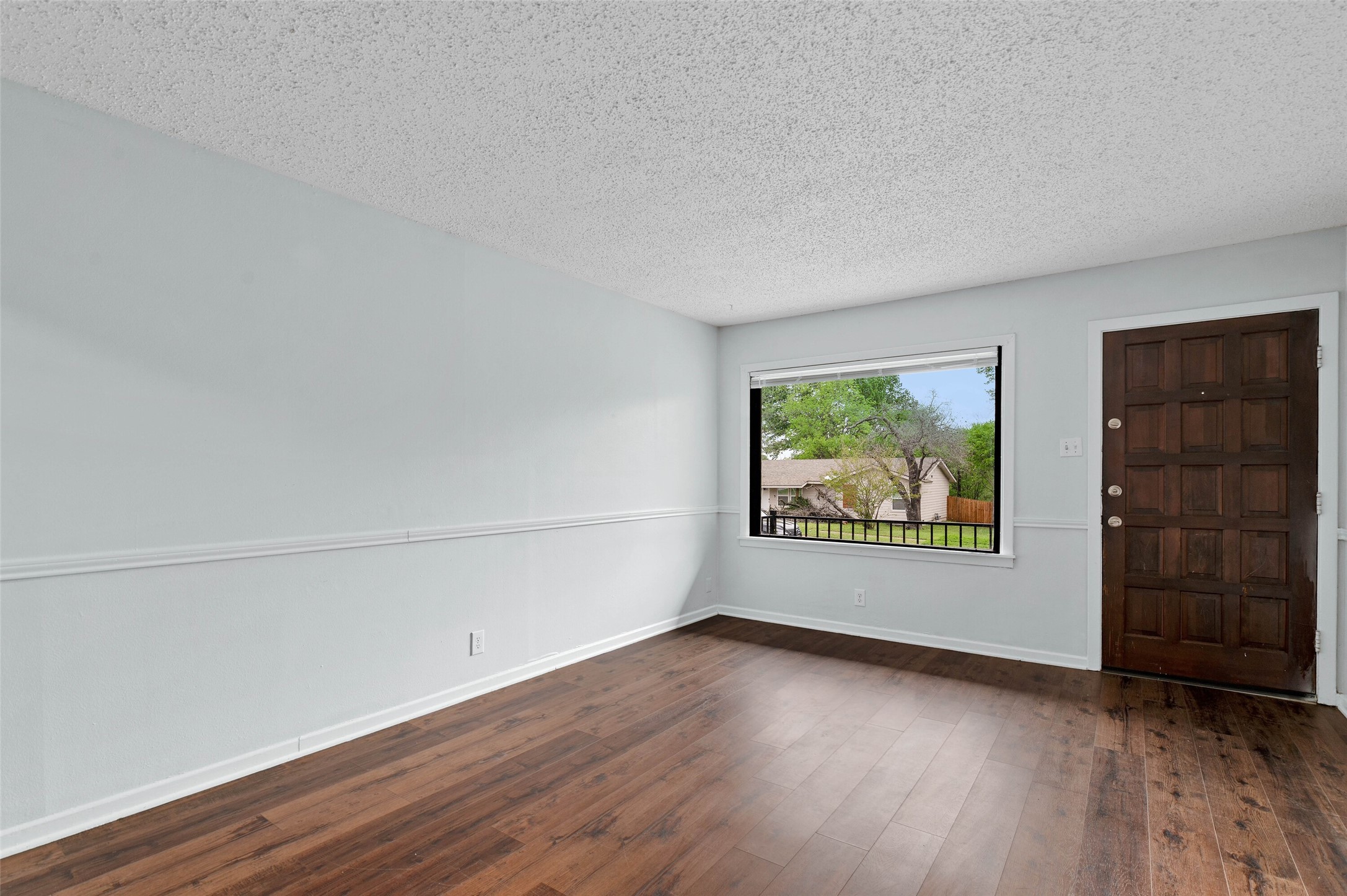 1132 Redbud