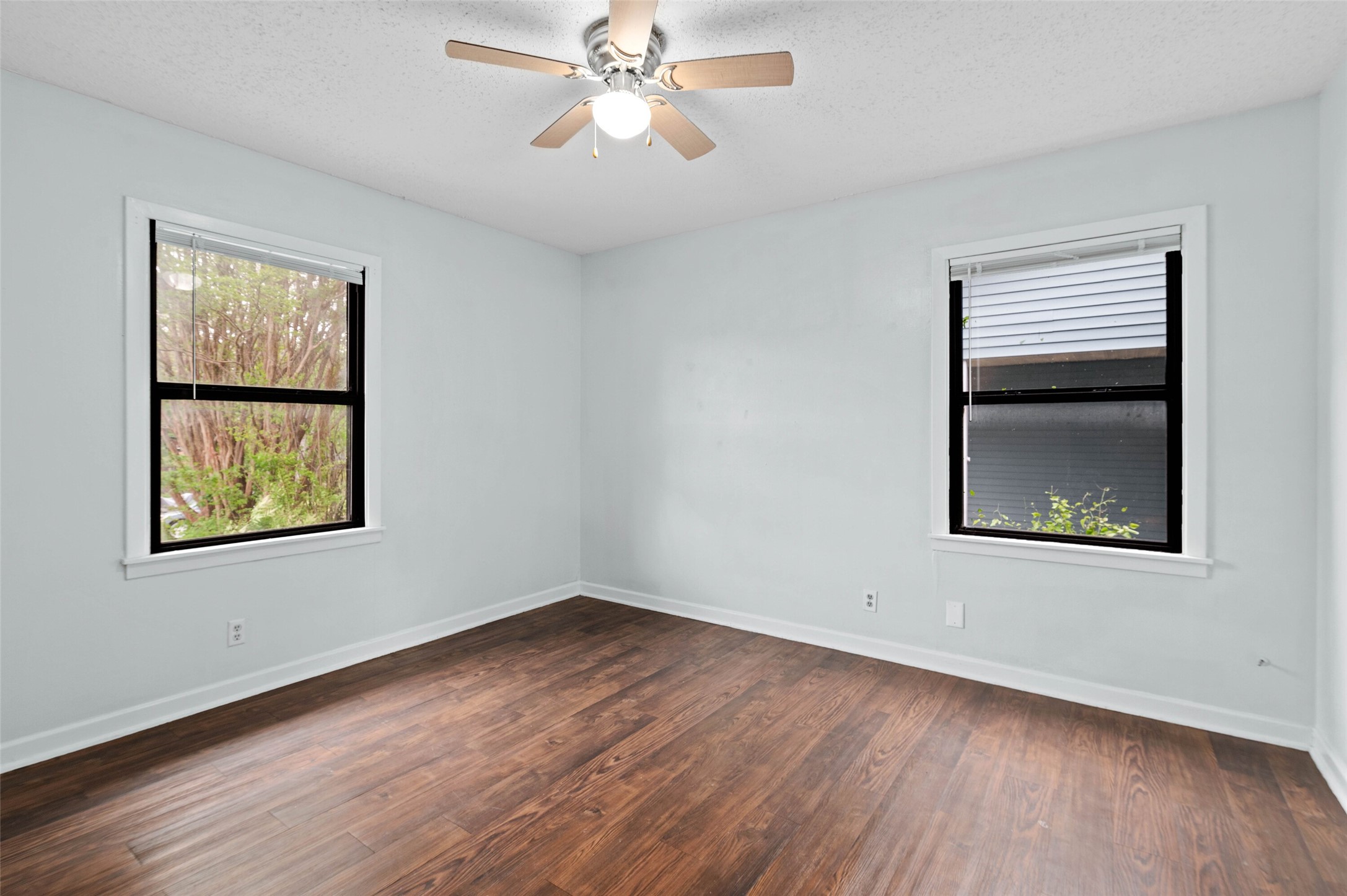 1132 Redbud