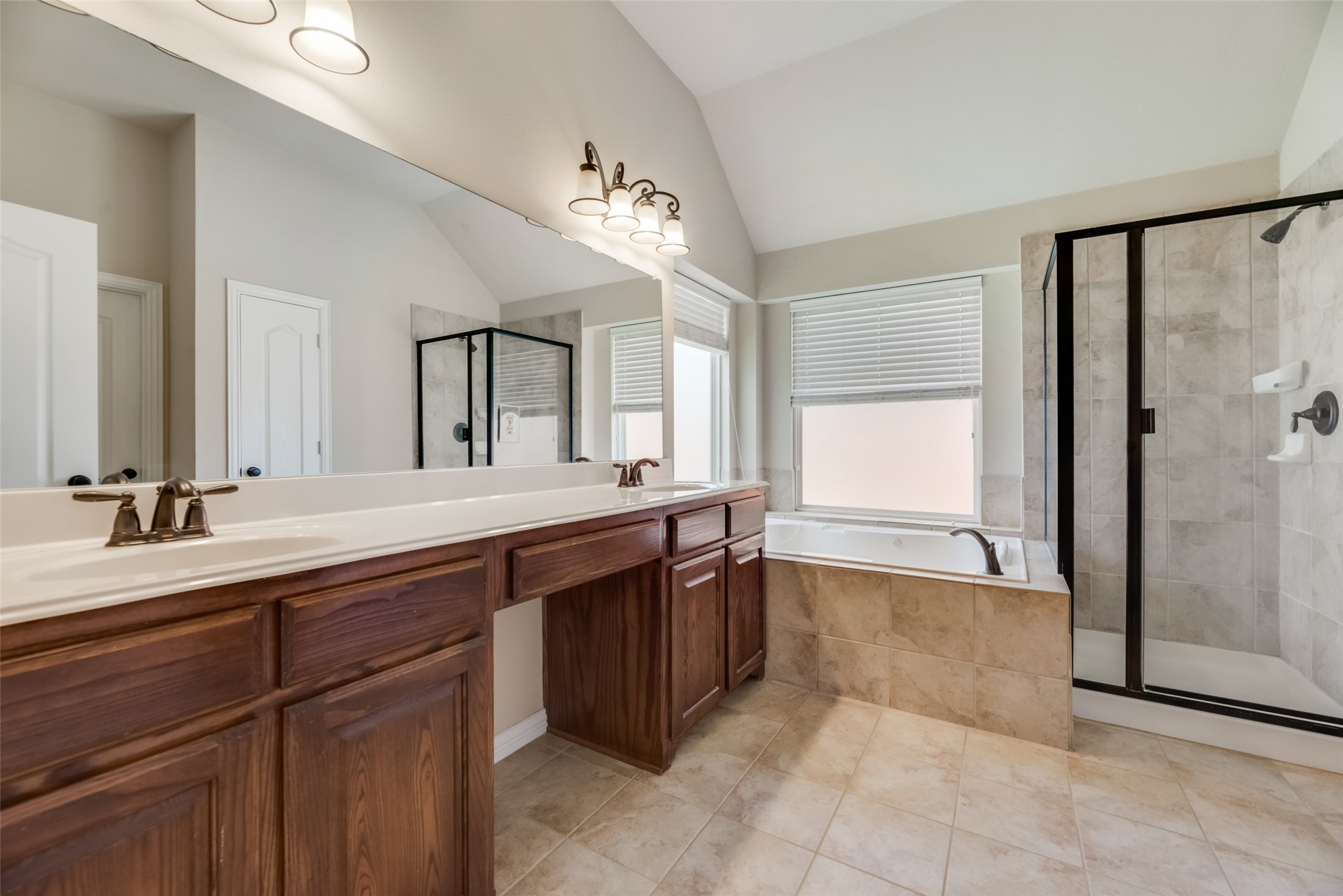1231 Bonham Parkway