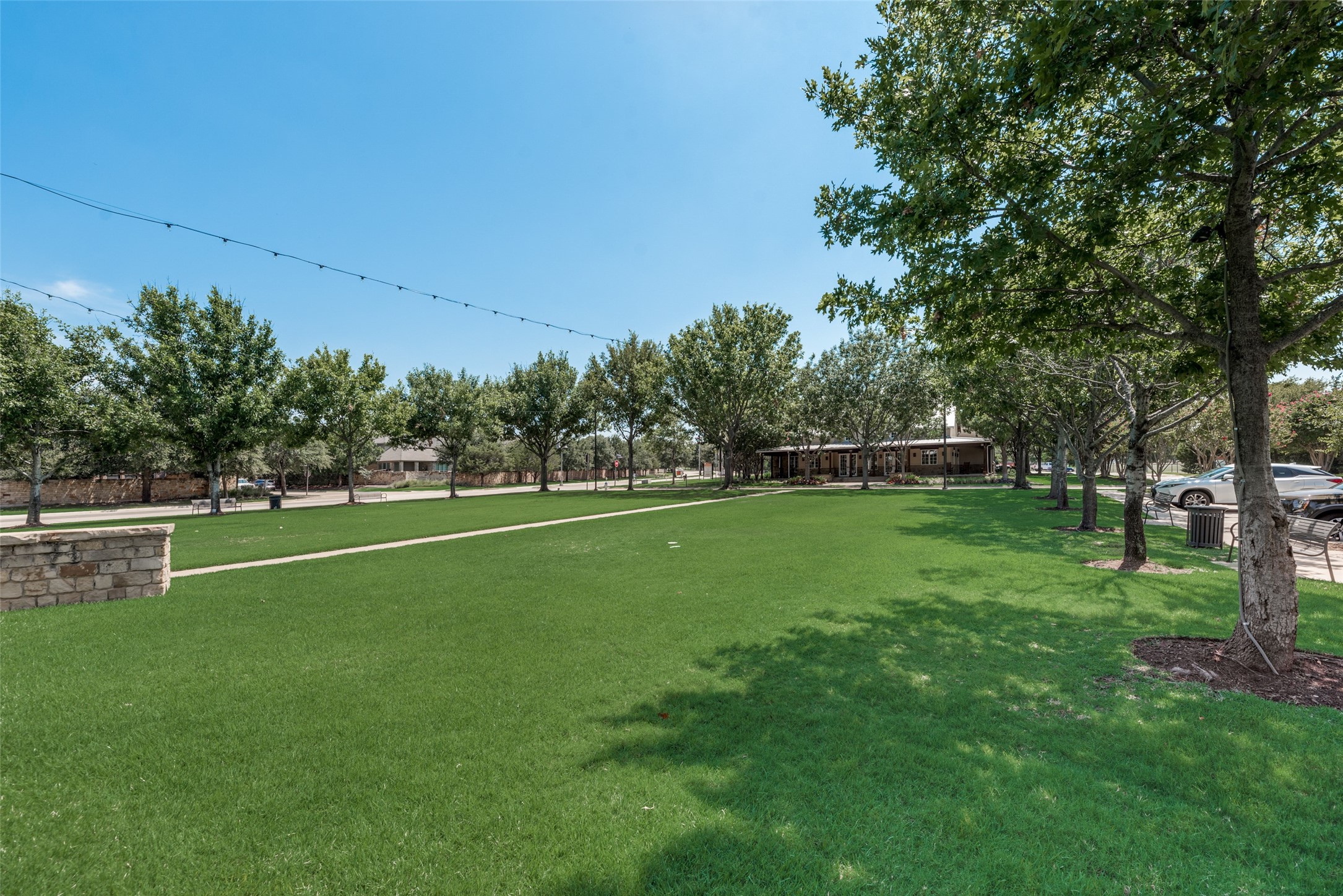 1231 Bonham Parkway
