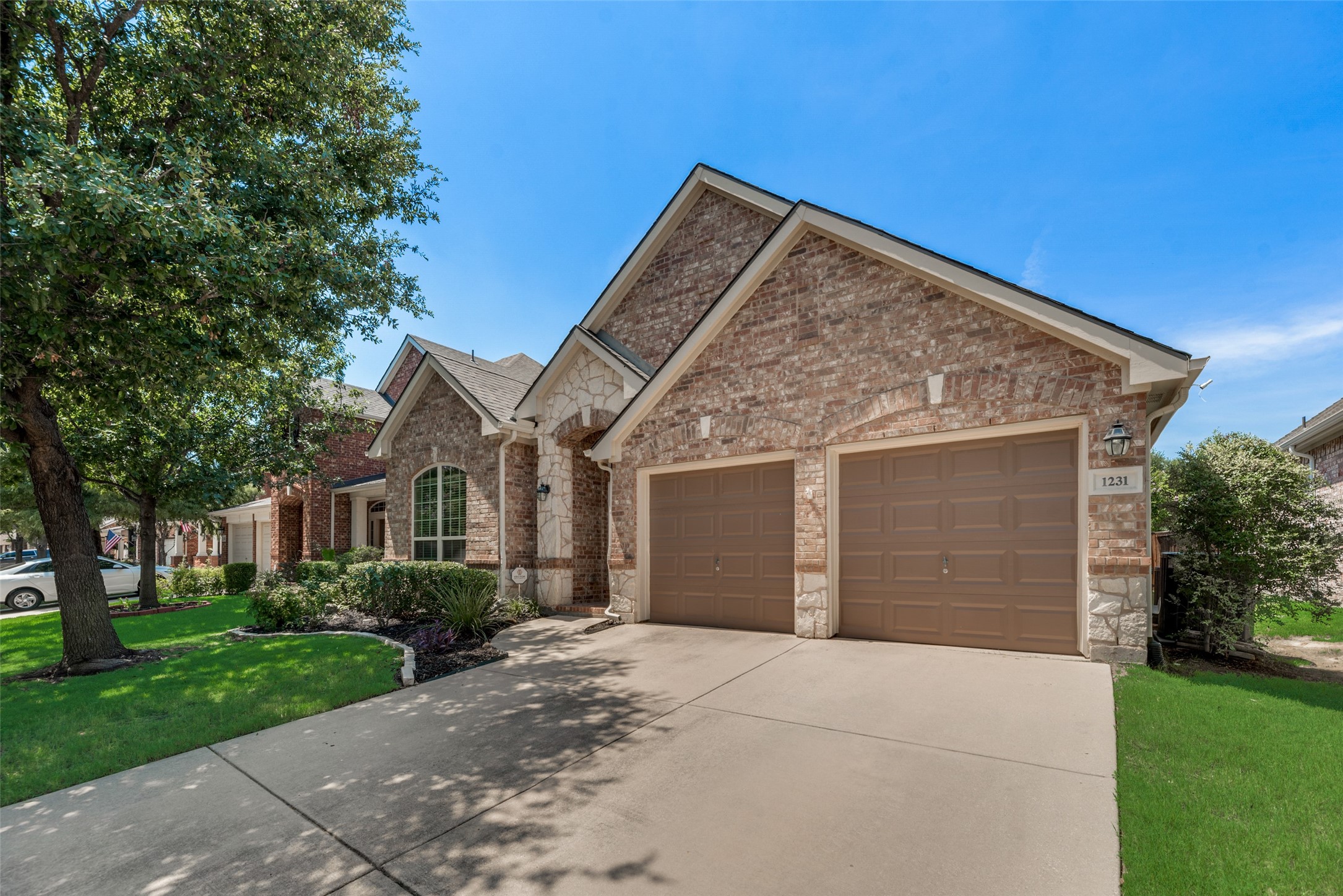 1231 Bonham Parkway