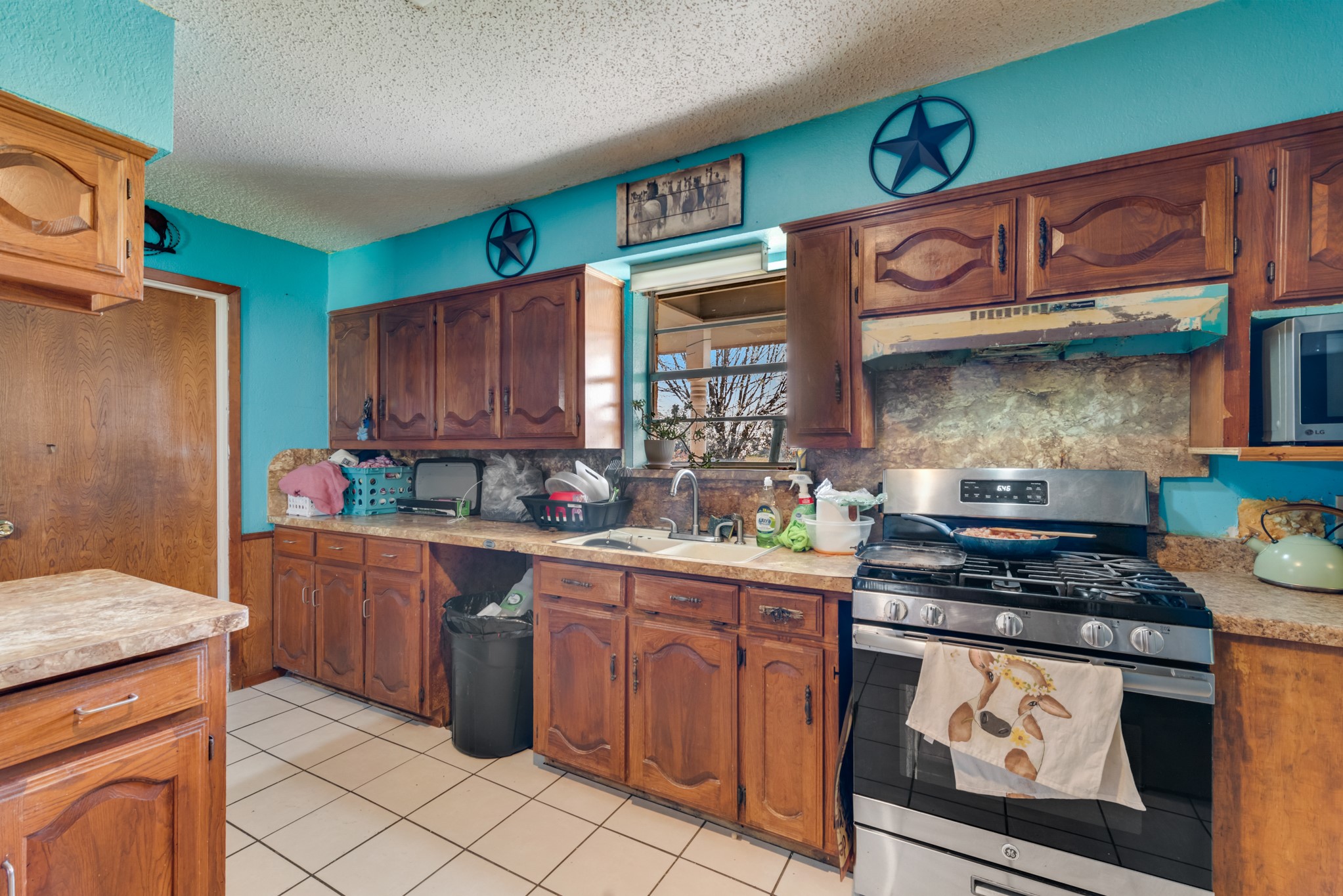 2555 Elm Grove Road