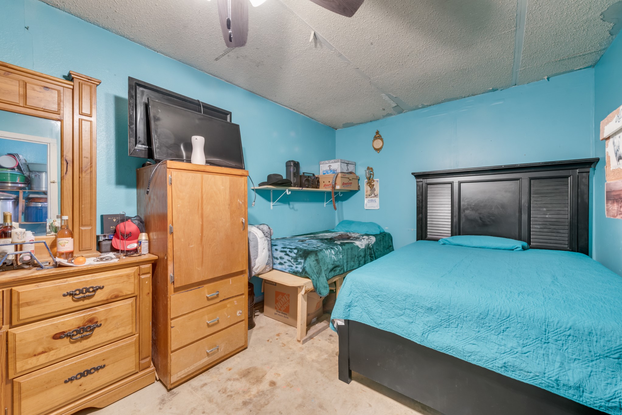 2555 Elm Grove Road