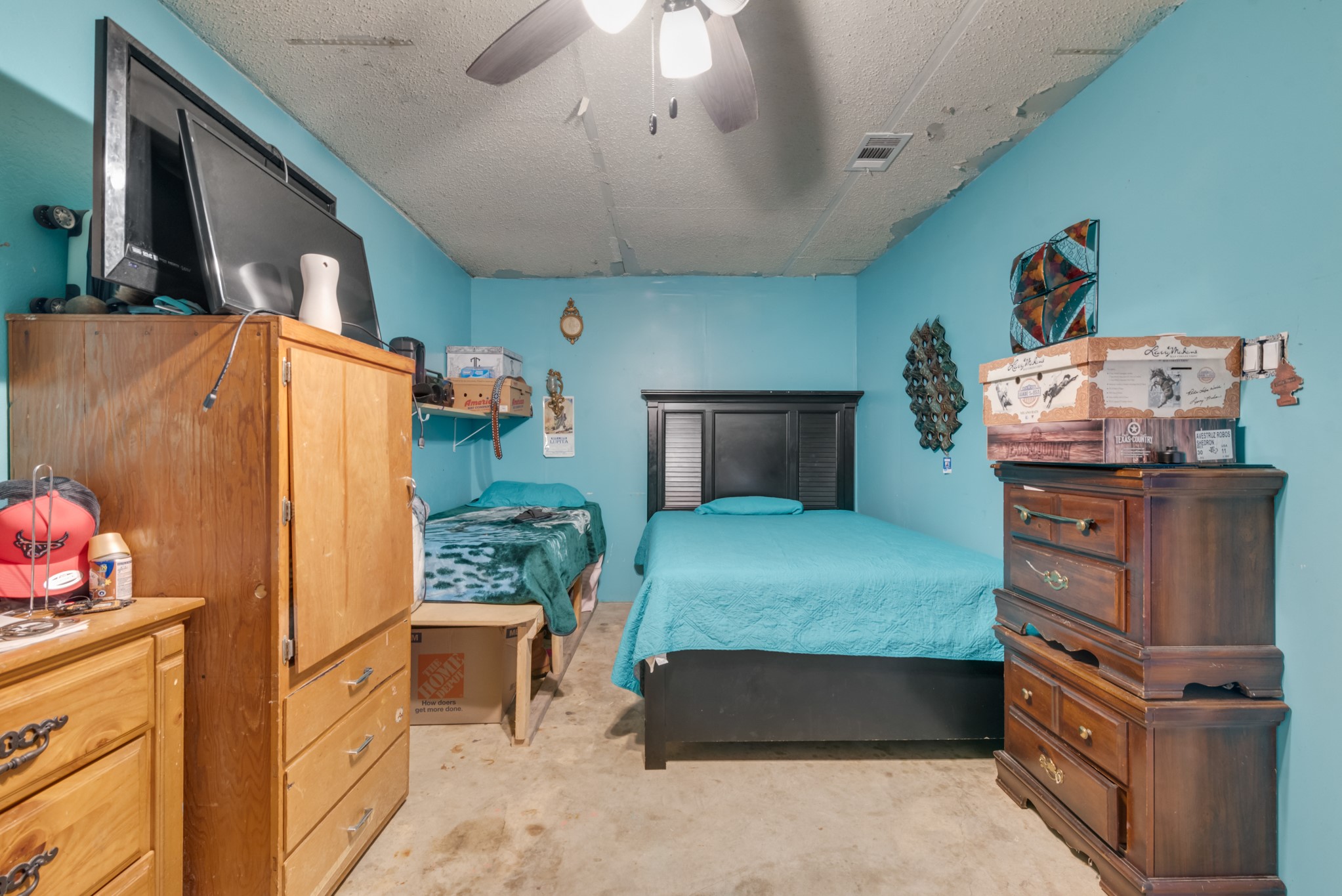 2555 Elm Grove Road