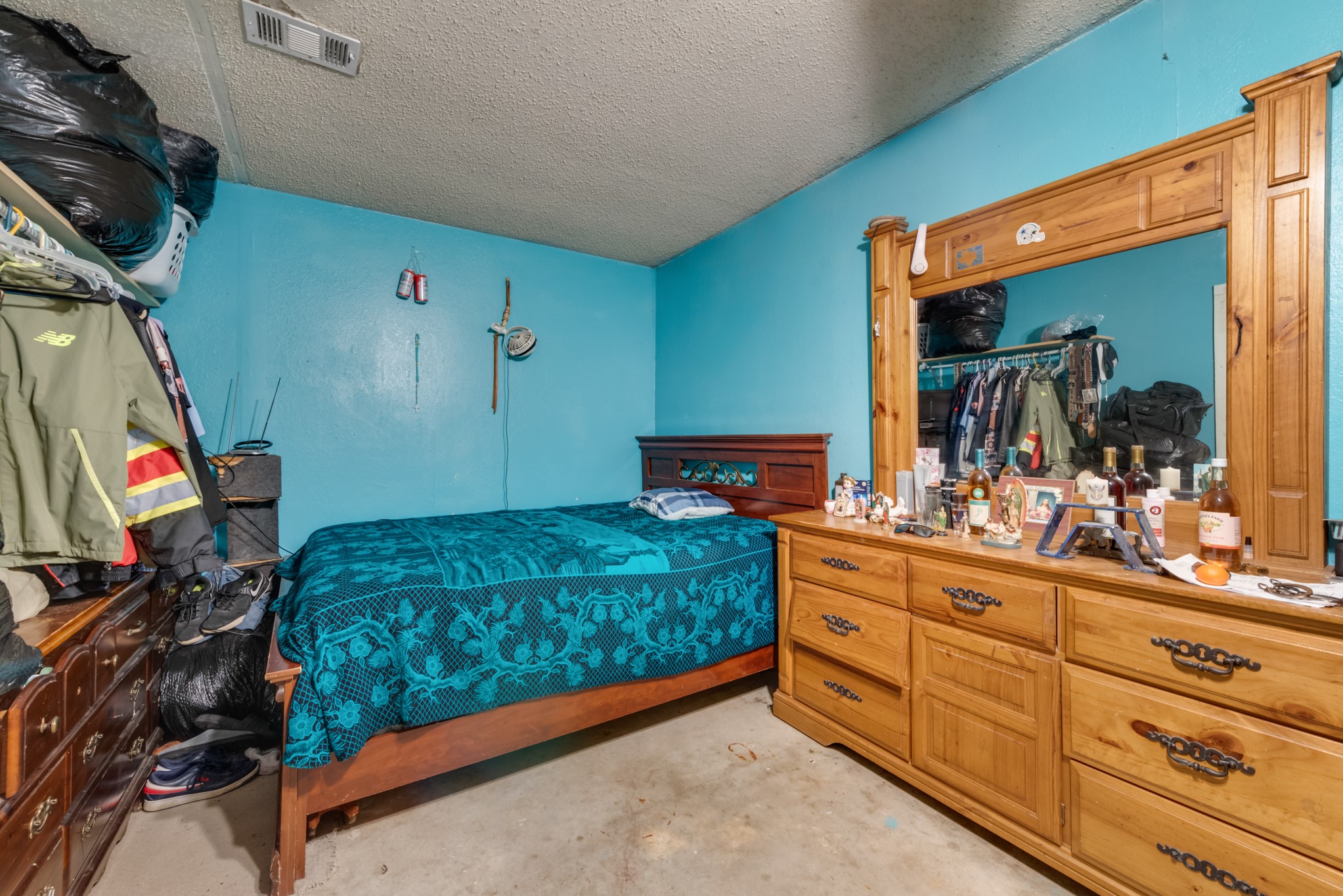 2555 Elm Grove Road