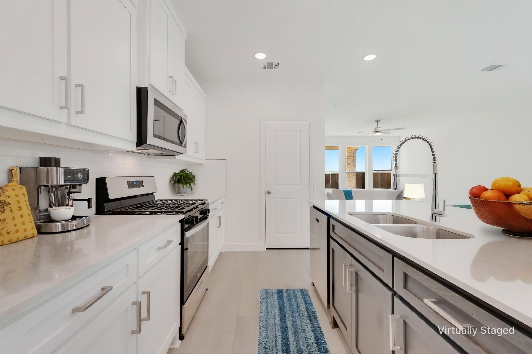 810 Aroco Bend