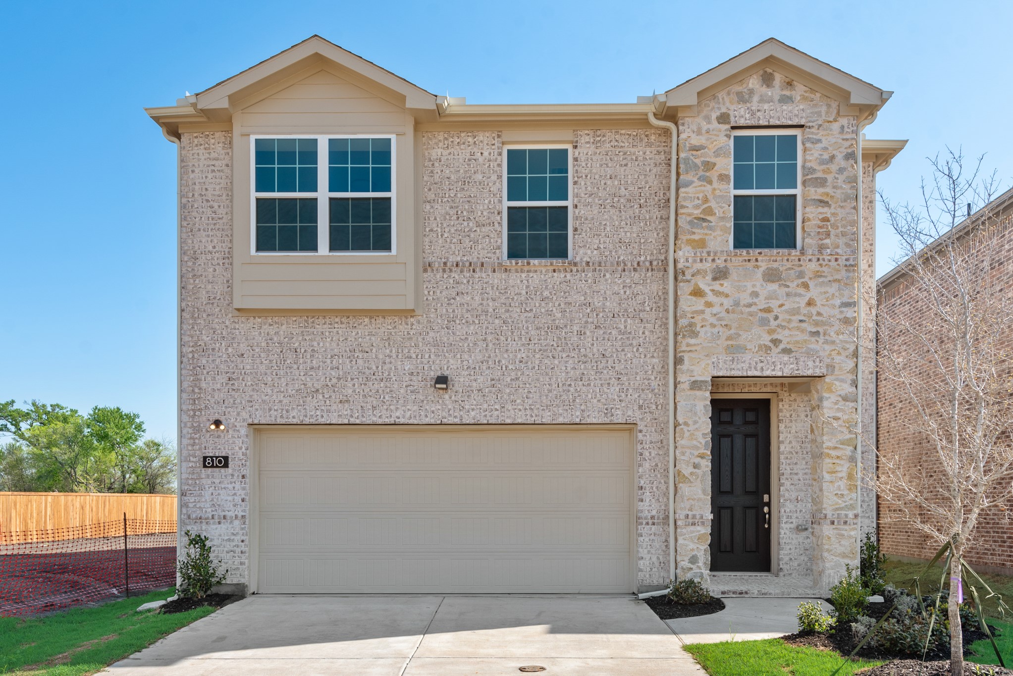 810 Aroco Bend