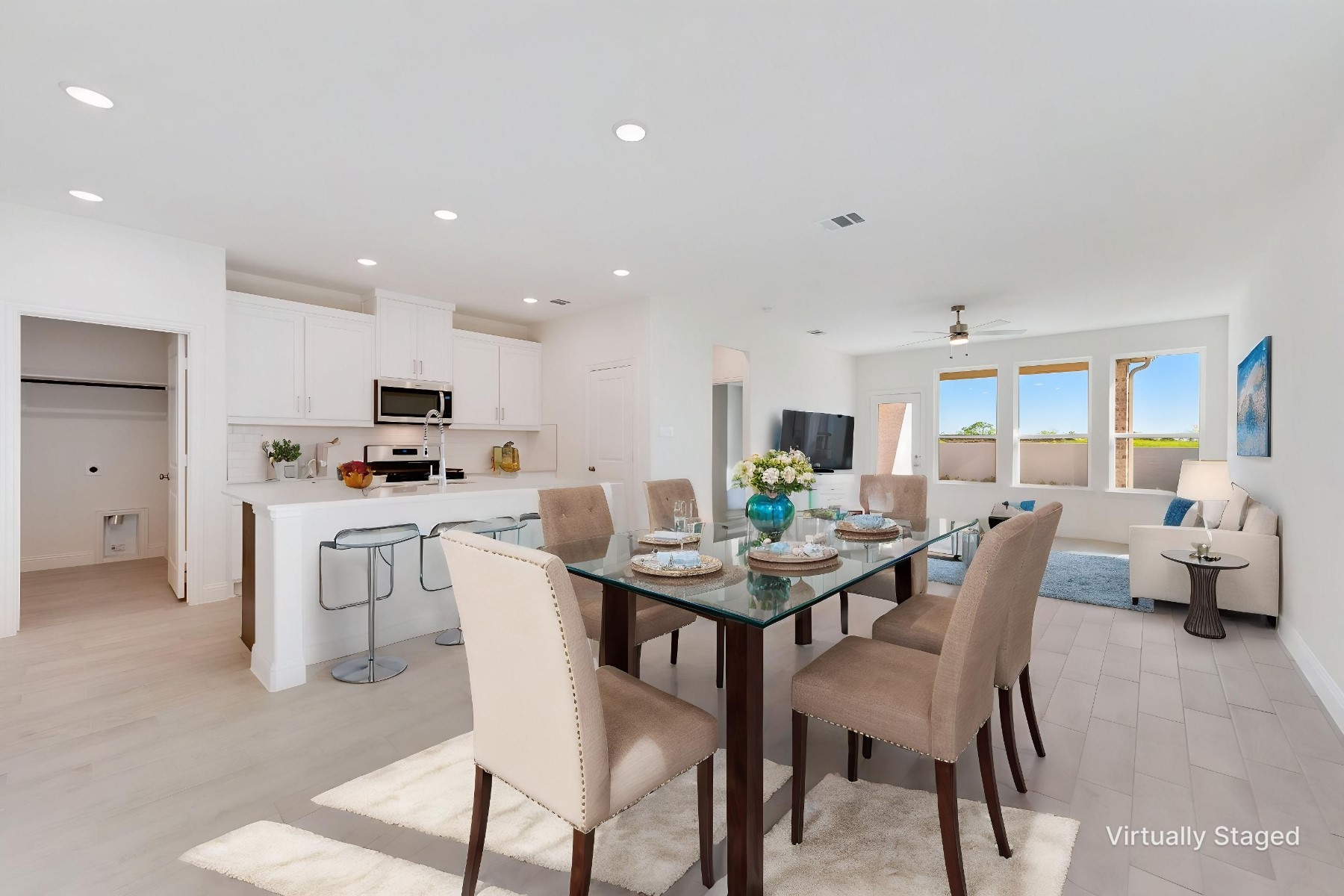 810 Aroco Bend