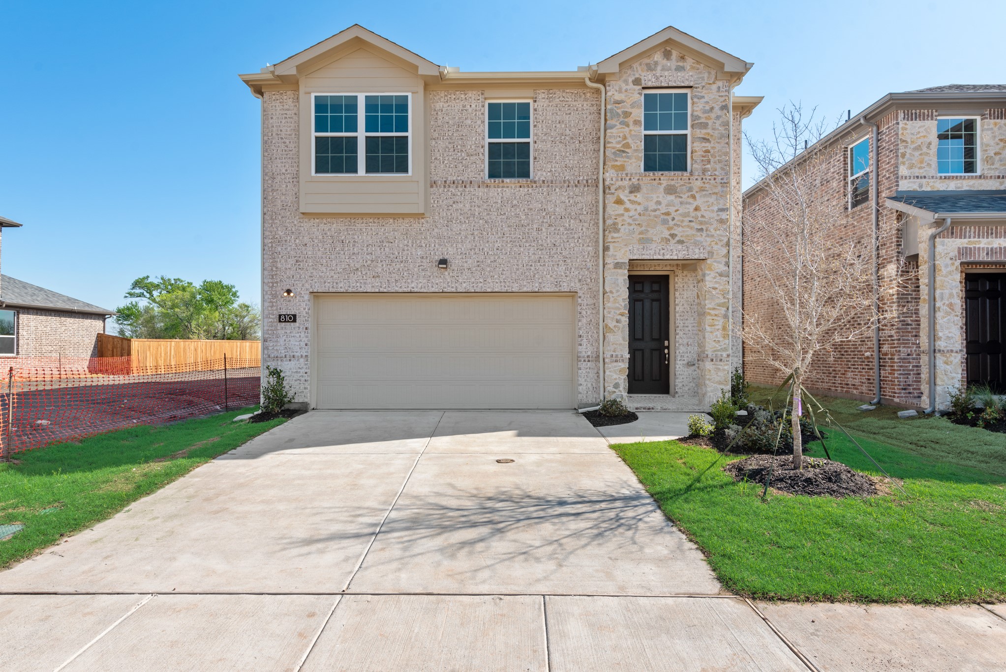 810 Aroco Bend