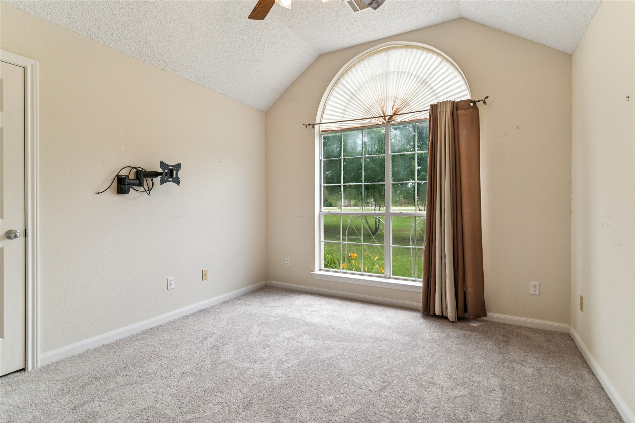 7730 Private Road 5475