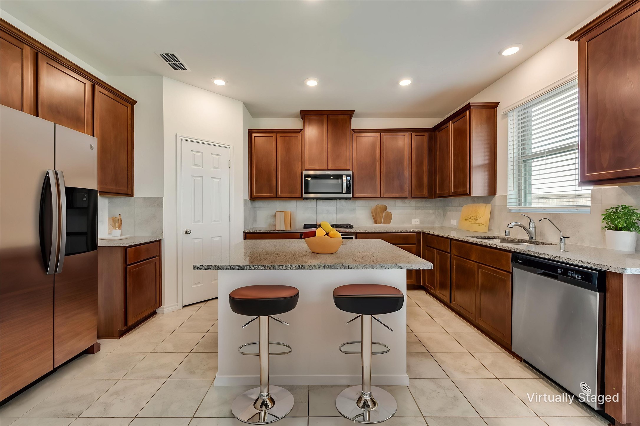 3512 Highland Bayou Drive