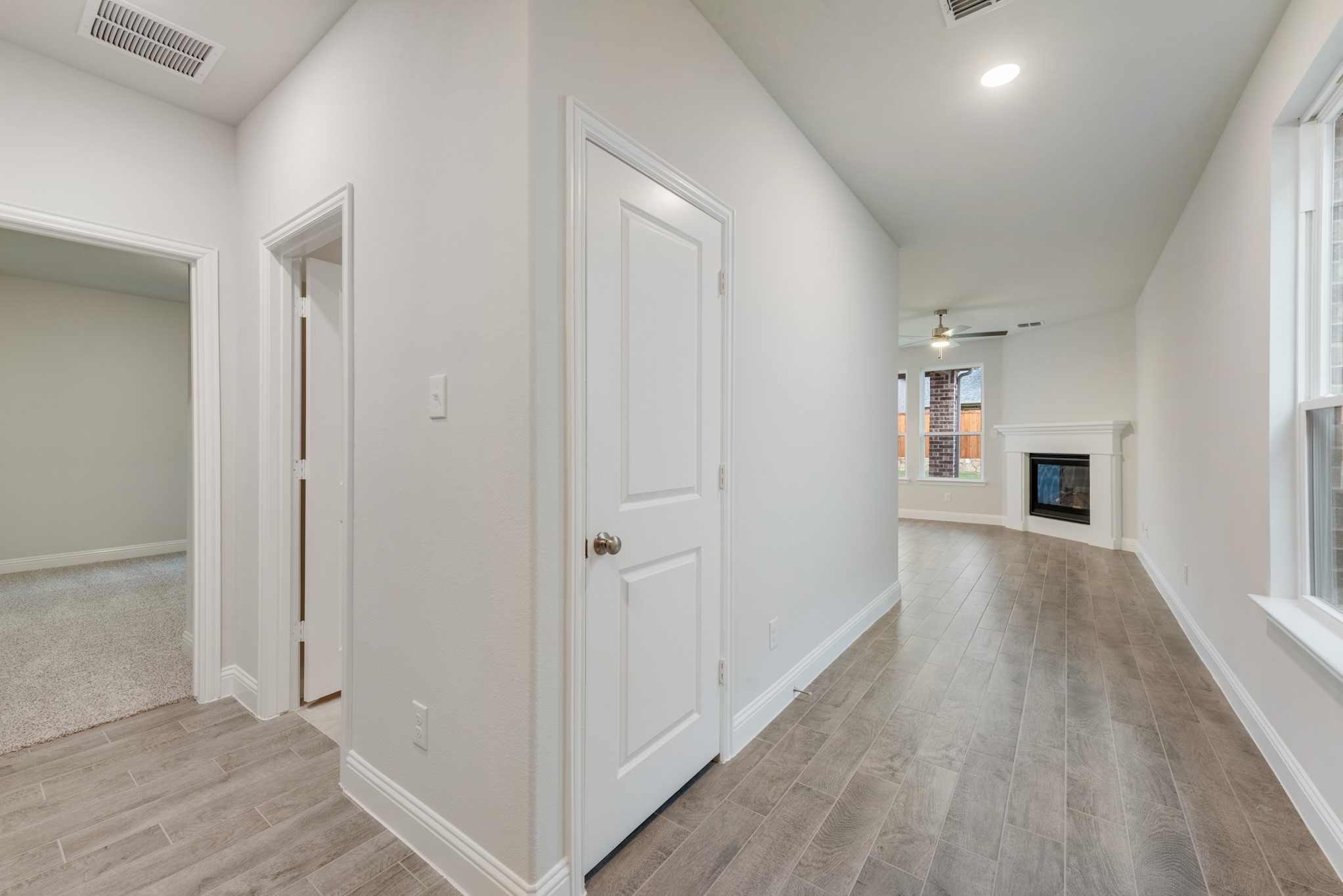 916 Santa Lucia