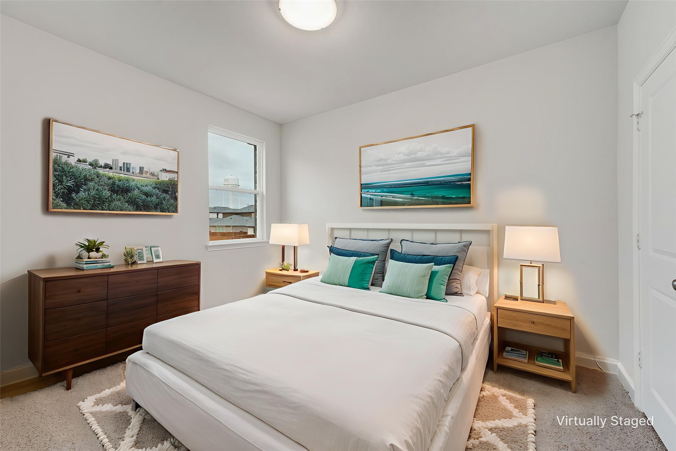 916 Santa Lucia